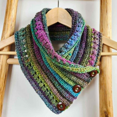 Ladies Neck warmer | Cowl | Scarf | Coloured | Adult | Vintage | Crochet | Buttoned