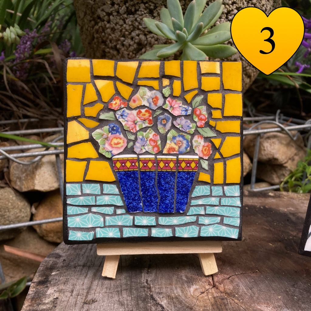 Mini Mosaic Artwork - Upcycled Crockery - Flowers