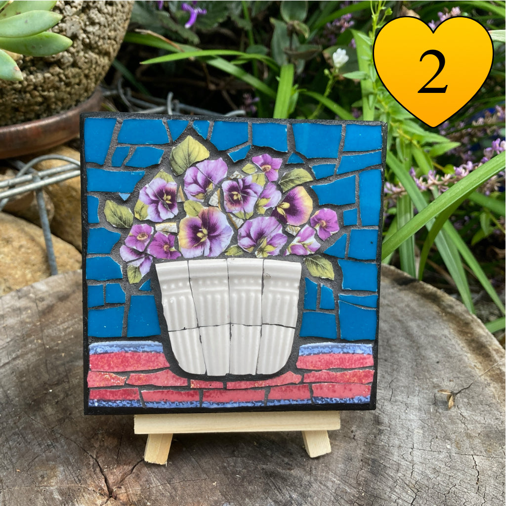 Mini Mosaic Artwork - Upcycled Crockery - Flowers