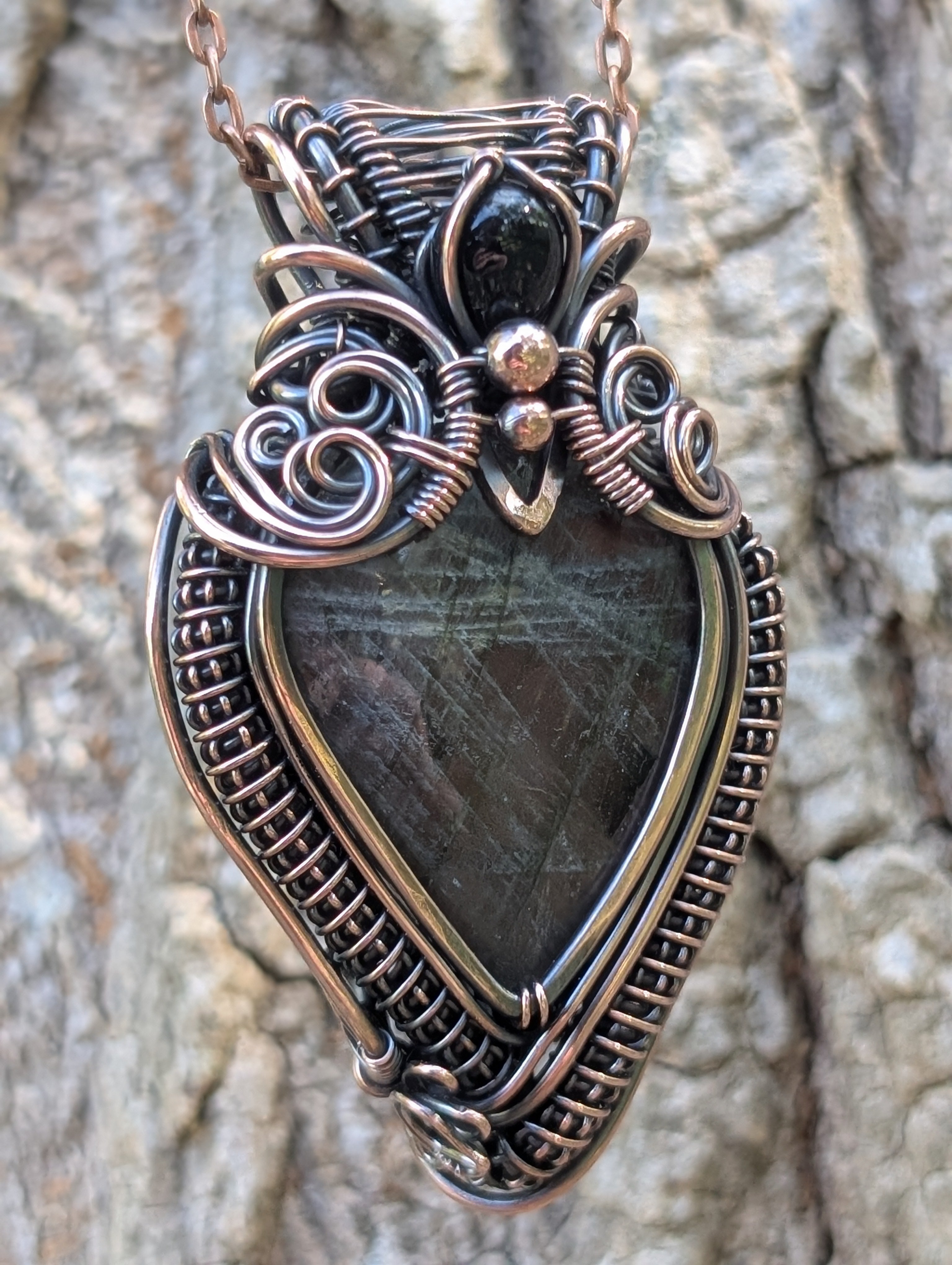 Kardia Two-Way Pendant - Labradorite & Black Onyx in Copper