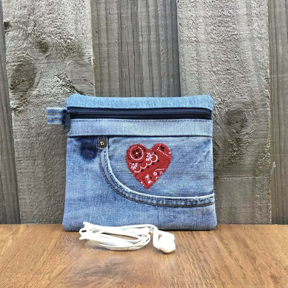 upcycled_denim_purse_43c