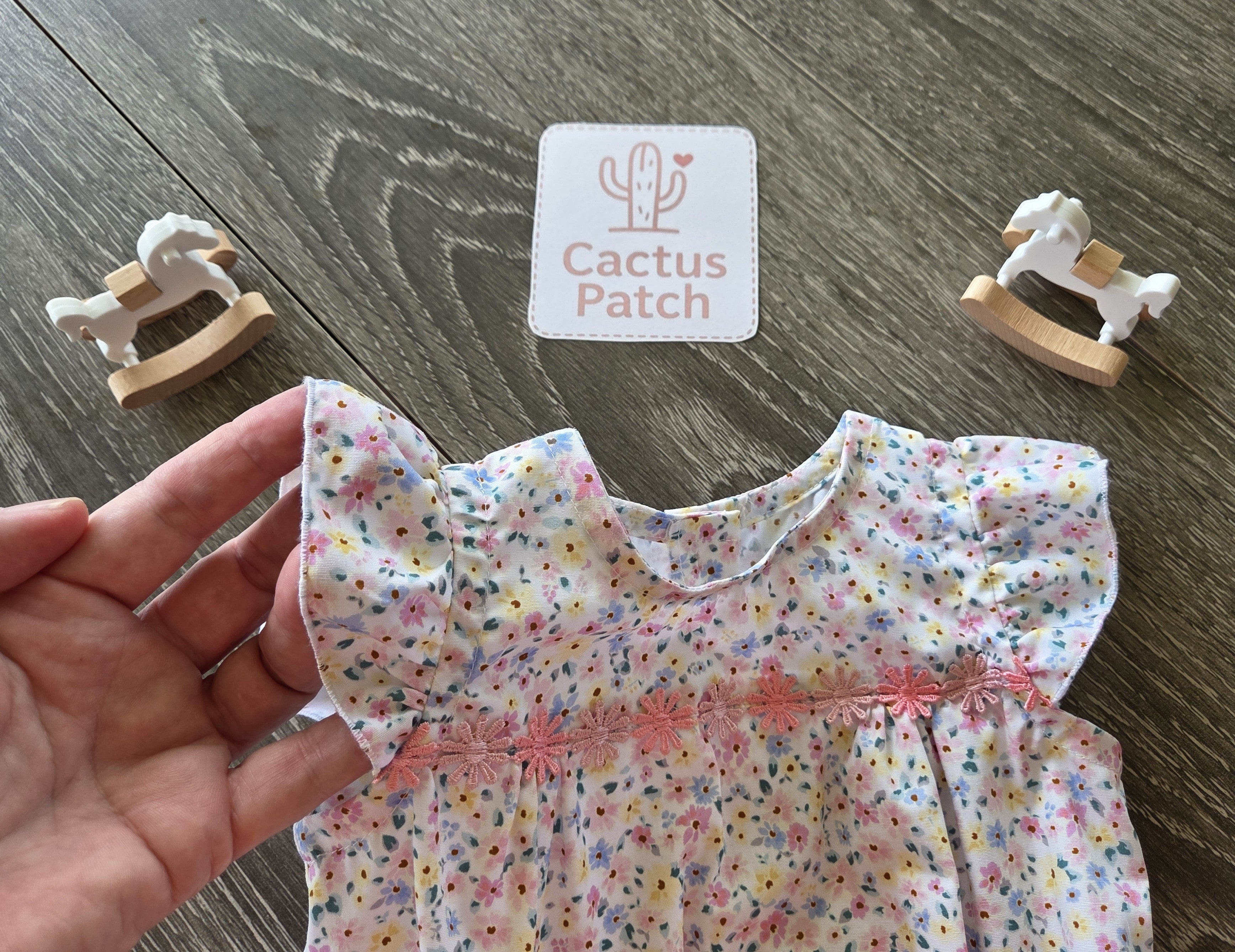 "Sweet Daisy Days" Romper & Head Bow - Size 6-9 Months