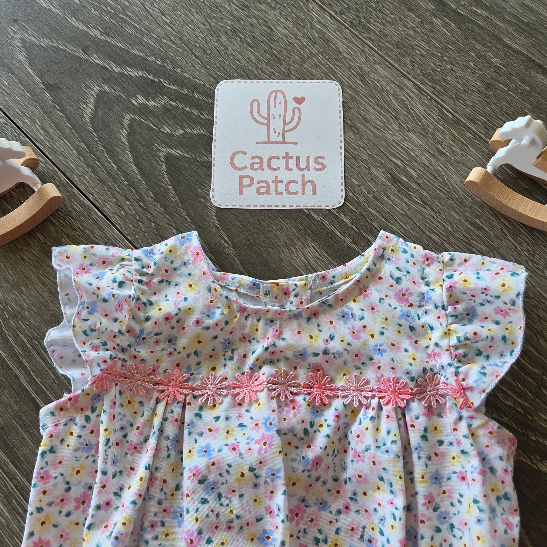 "Sweet Daisy Days" Romper & Head Bow - Size 6-9 Months