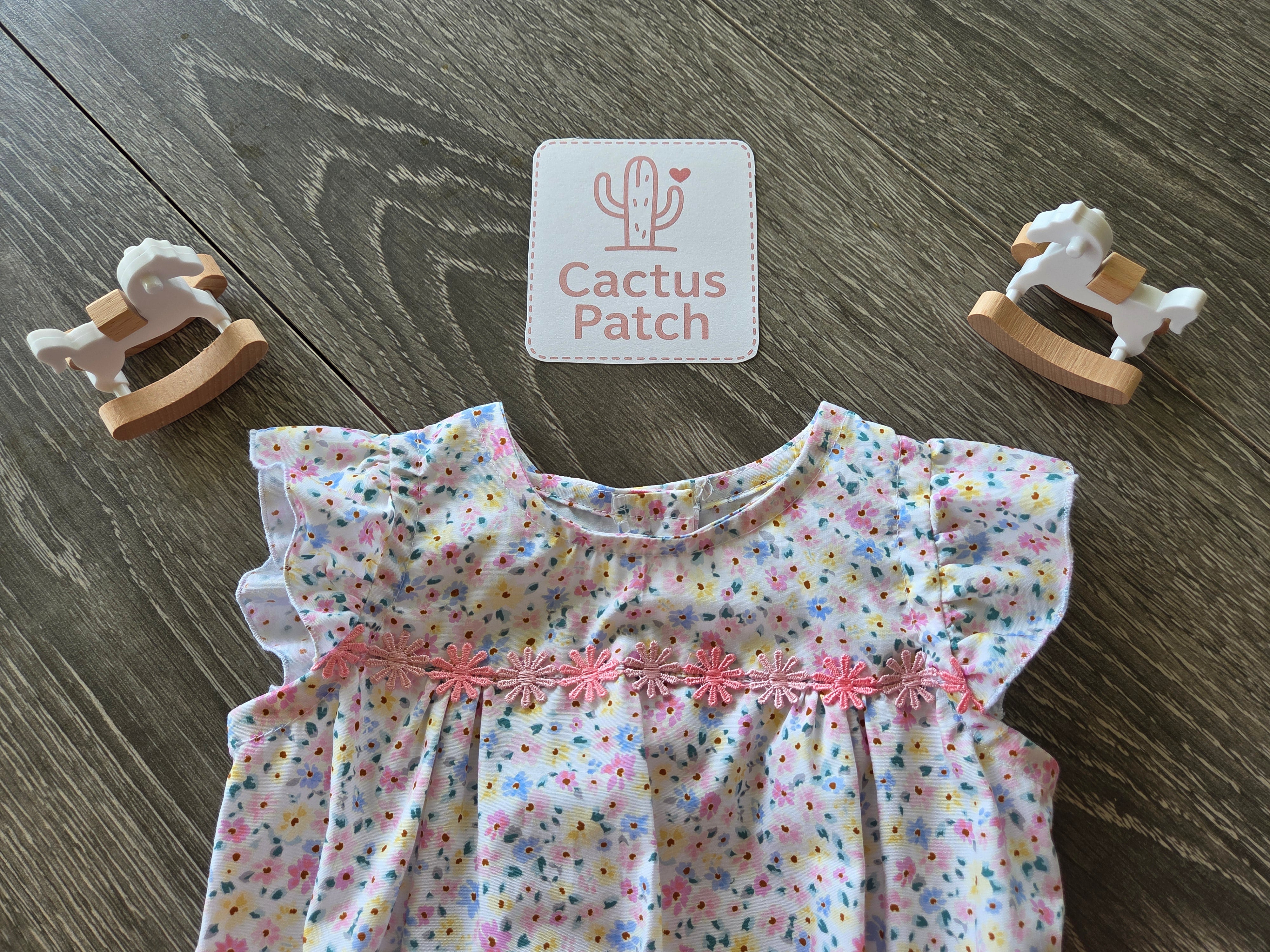 "Sweet Daisy Days" Romper & Head Bow - Size 6-9 Months