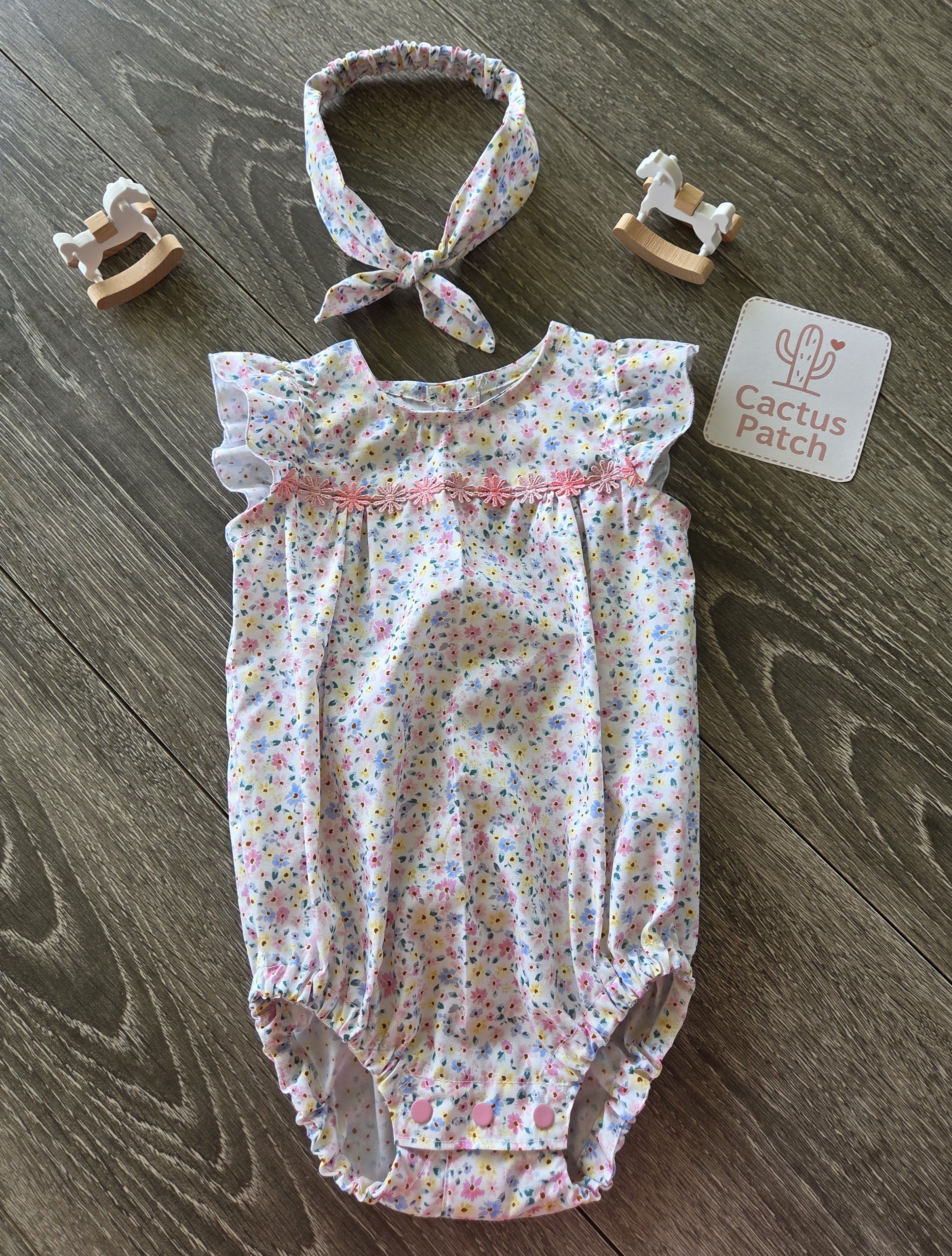 "Sweet Daisy Days" Romper & Head Bow - Size 6-9 Months