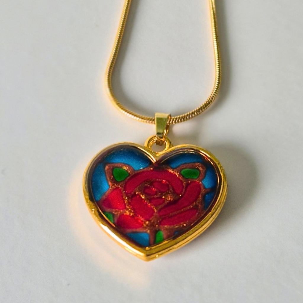 Hand-painted Resin Flower Heart Pendants