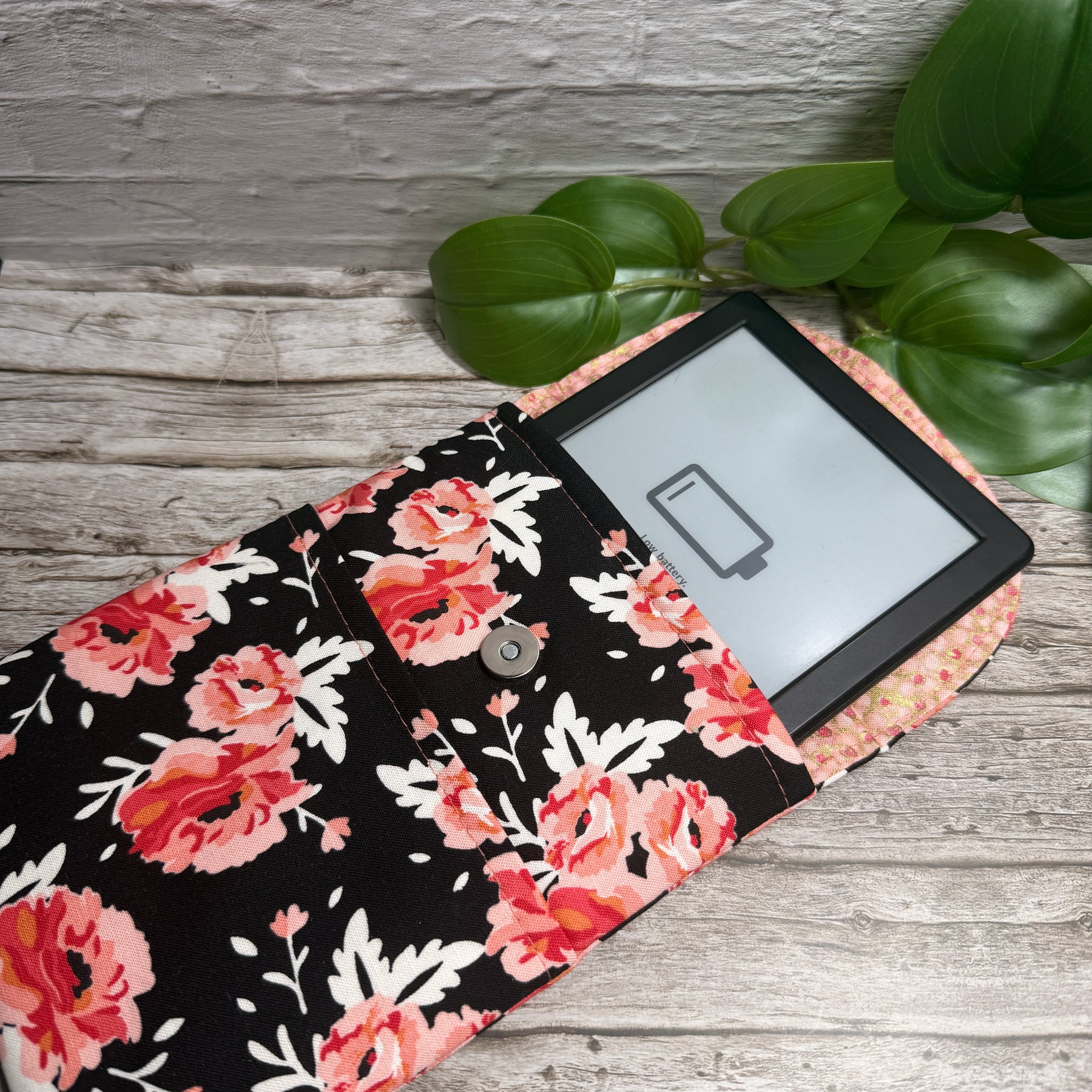 Read & Go E-Reader Case