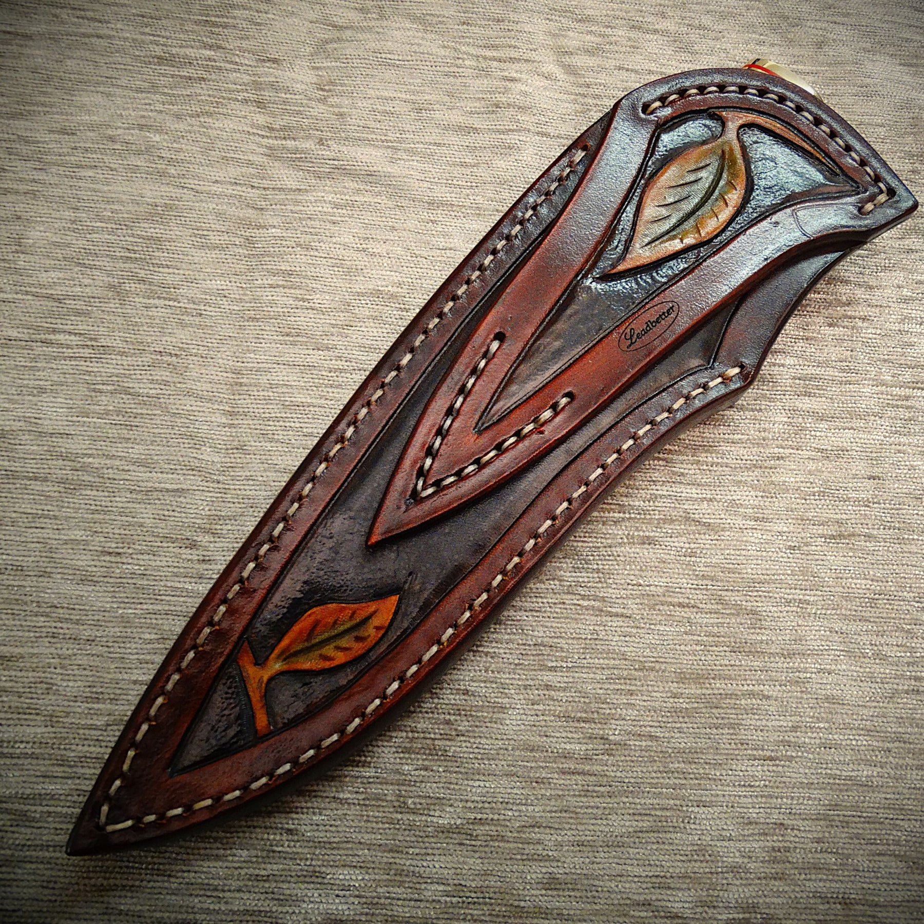 Utility hunting outdoors knife, leather sheath, timber handle