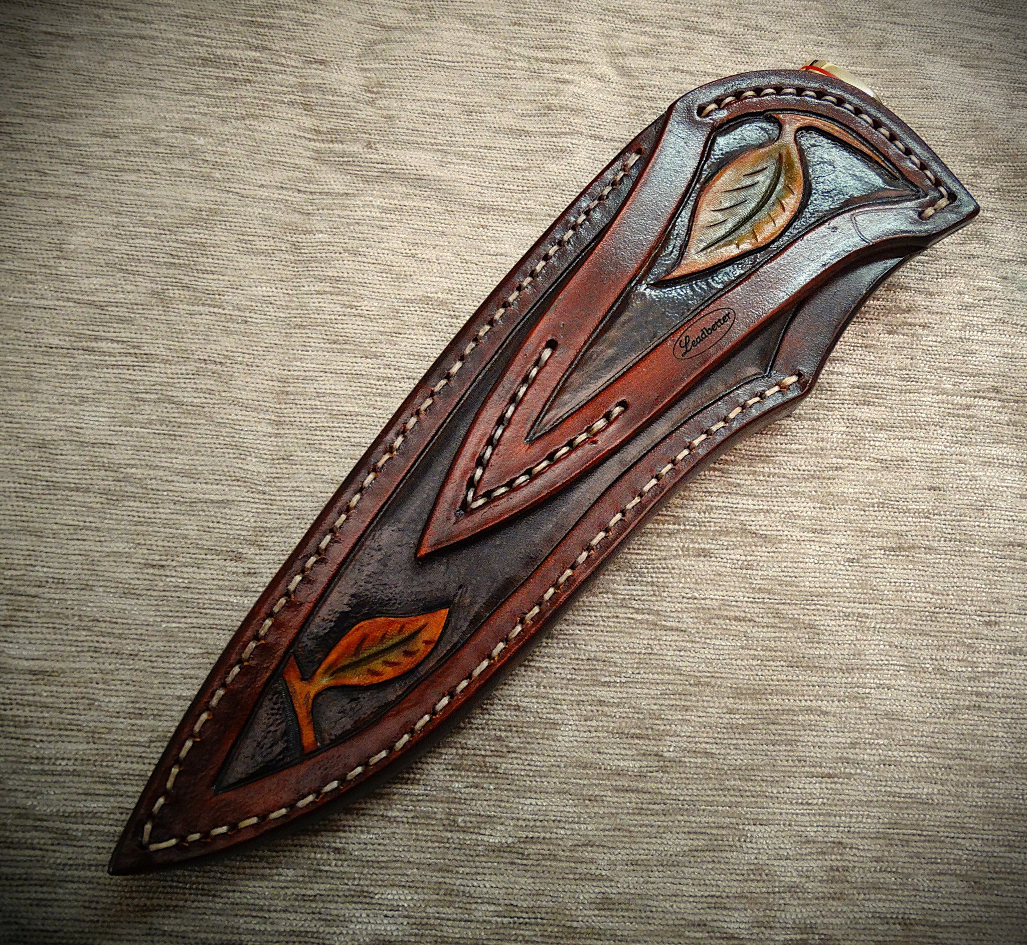 Utility hunting outdoors knife, leather sheath, timber handle