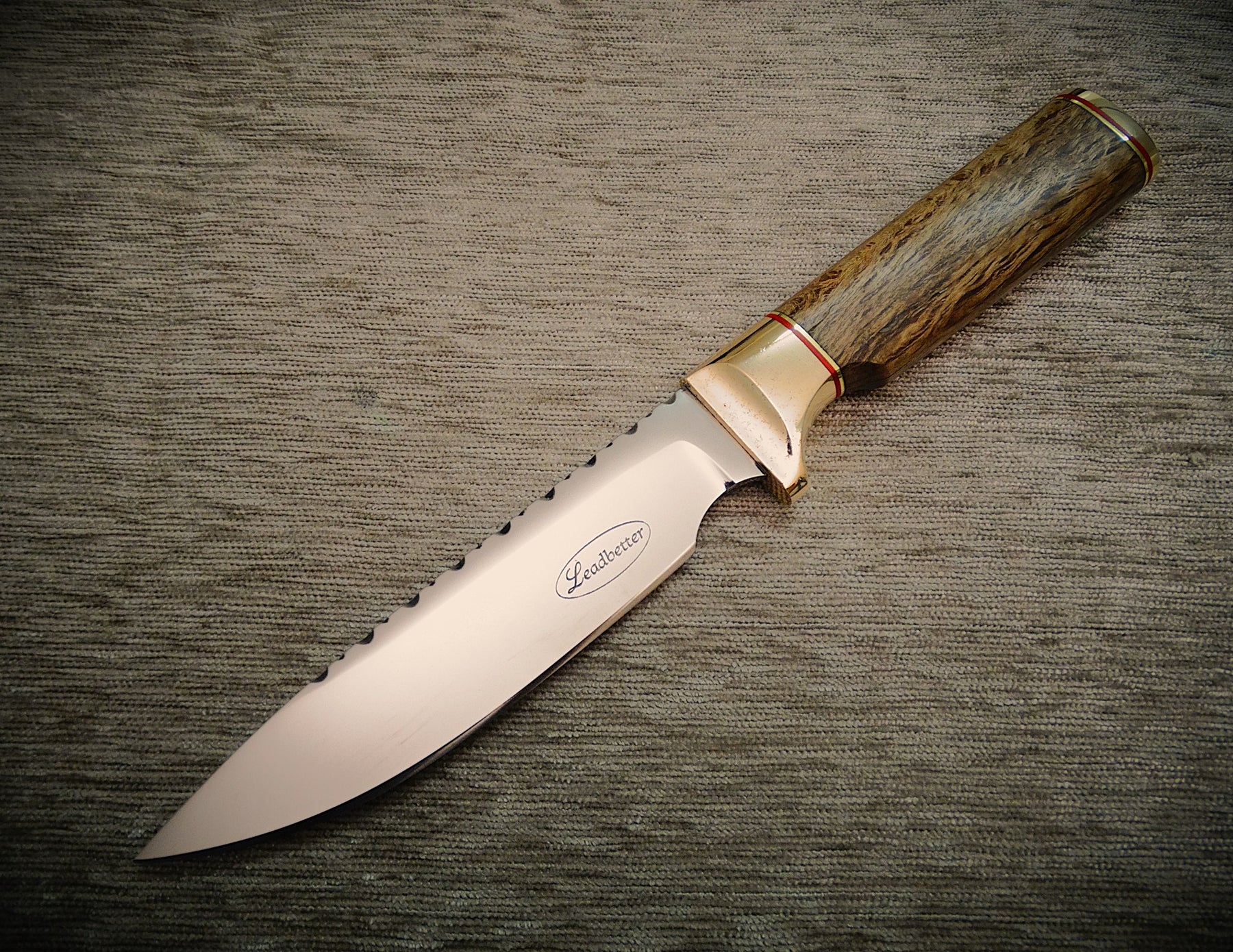 Utility hunting outdoors knife, leather sheath, timber handle