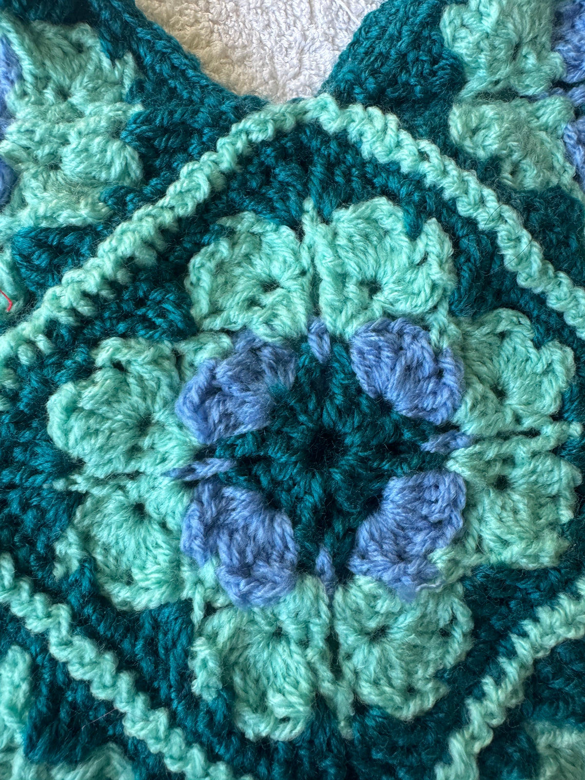 Green Granny Square Shoulder Bag with Acrylic Chain Strap