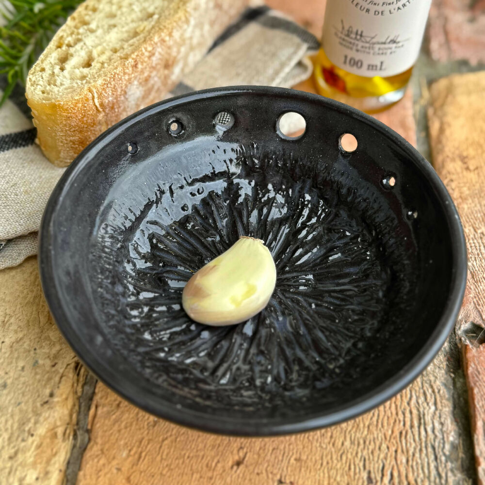 Australian-Ceramic-Artist-Ana-Ceramica-Handmade-Pottery-Ceramics-Home-Decor-Kitchen-and-Dining-Servingware-Large-Grater-Herb-Stripper-Combo-Black-Clay-Wheel-Thrown-Pottery