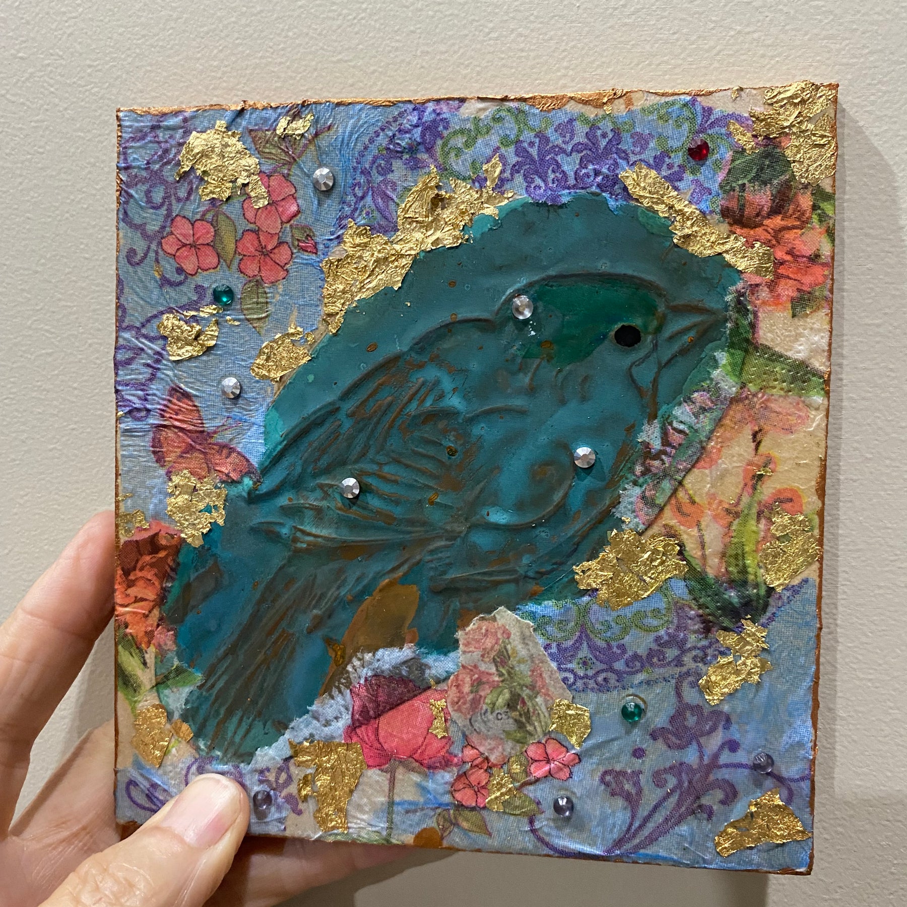 Shabby chic, rustic baby bird