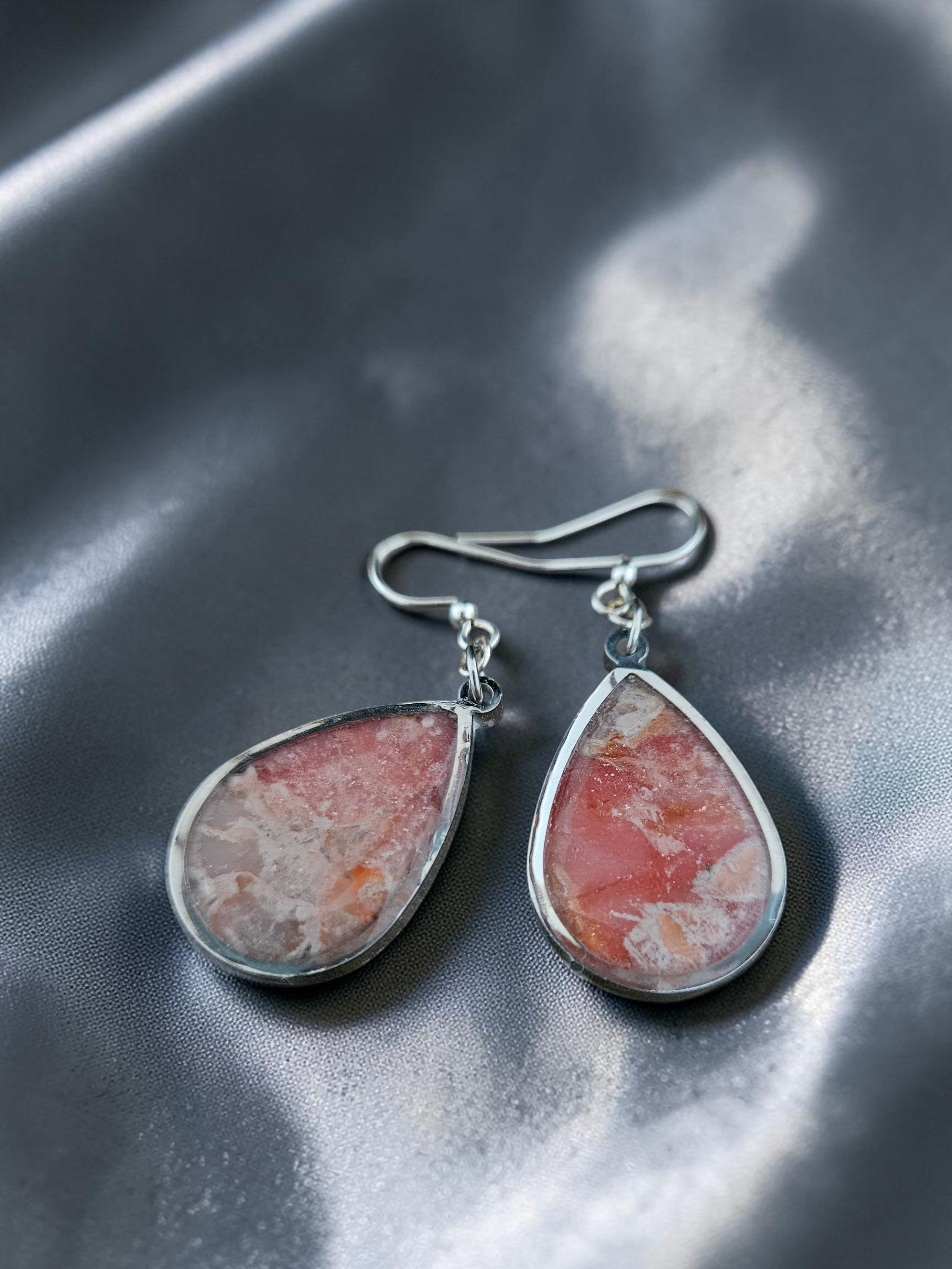 Teardrop Polymer Clay Earrings - Peach and Cream Stone with Fishhook