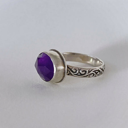 Sterling Silver Ring Floral Band Faceted Amethyst