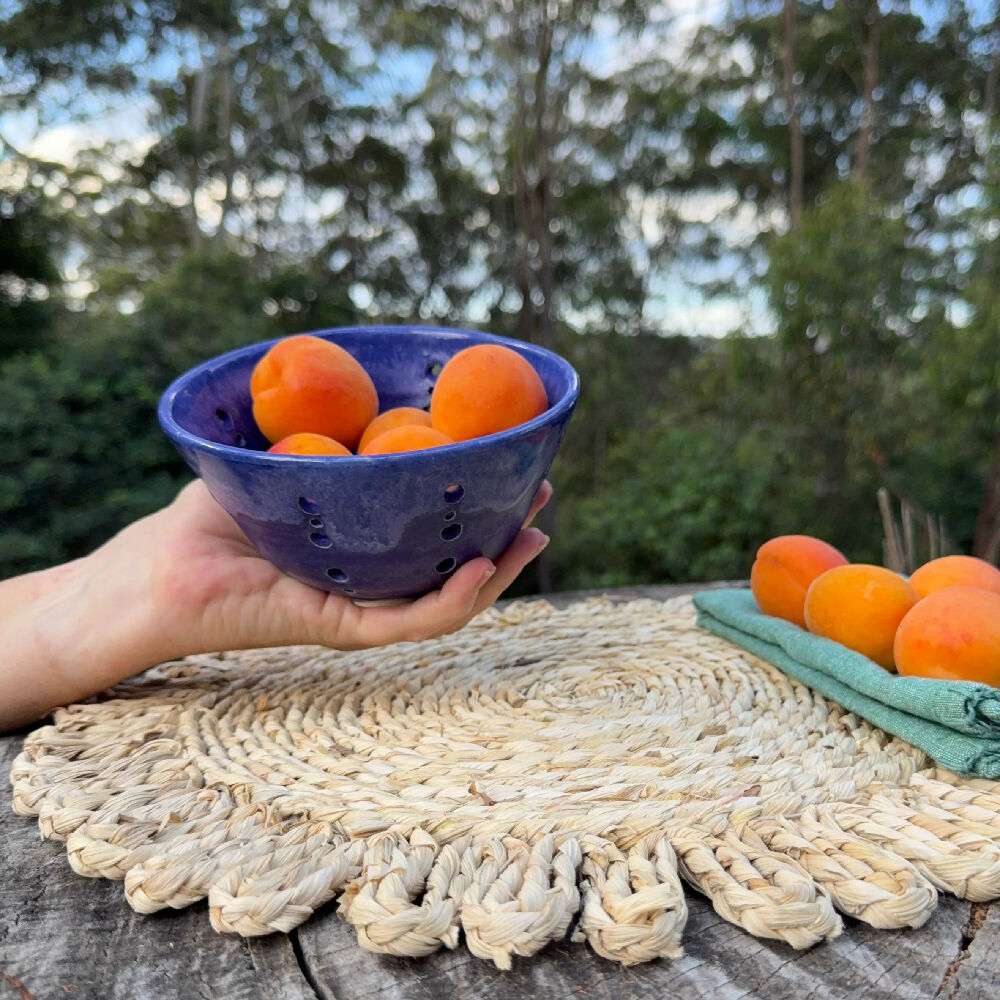 Australian-Ceramic-Pottery-Artist -Ana-Ceramica-Handmade-Home-Decor-Kitchen-and-Dining-Servingware-Ceramic-Berry-Bowl-Violet-Blue-Wheel-Thrown-Pottery