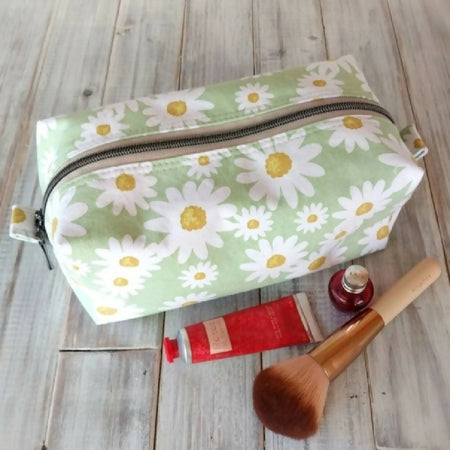 Mint Daisies boxy makeup bag - Floral cosmetics, toiletries zipper bag