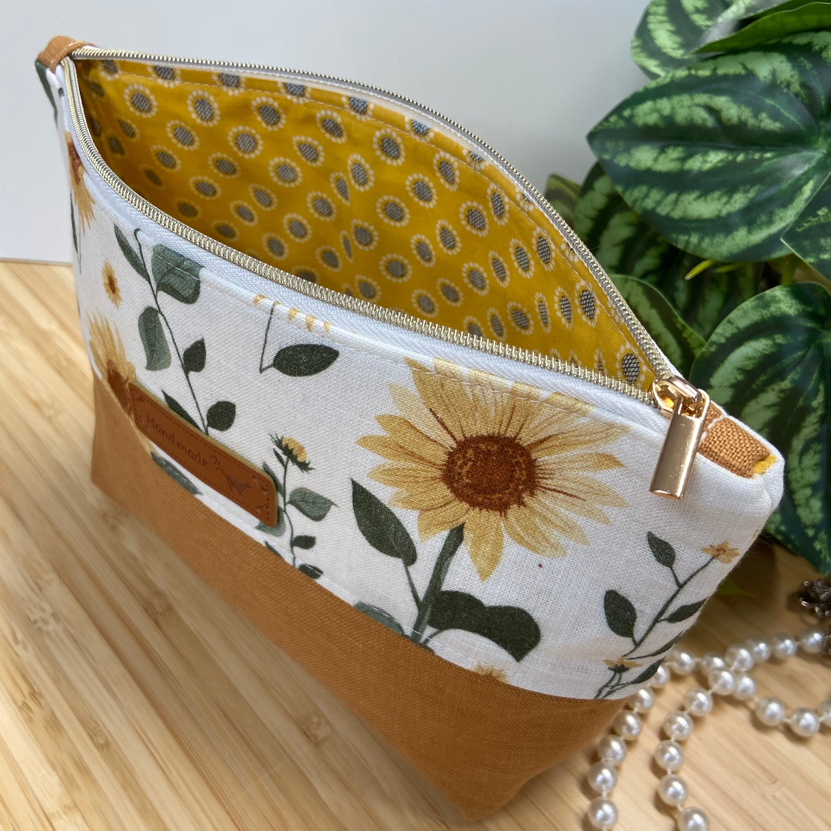 Zipper Pouch - Two-Tone - Sunflowers