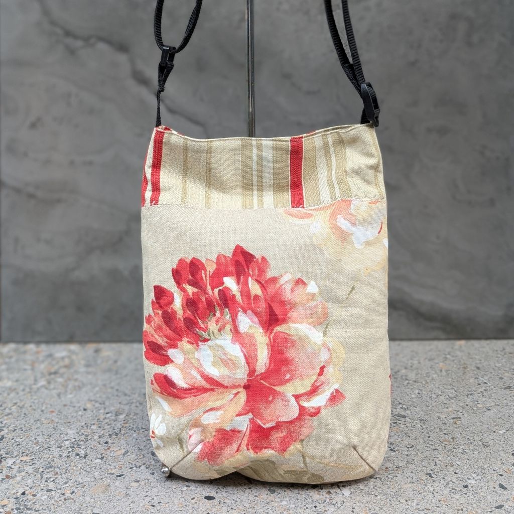 Small crossbody bag in linen - Alma