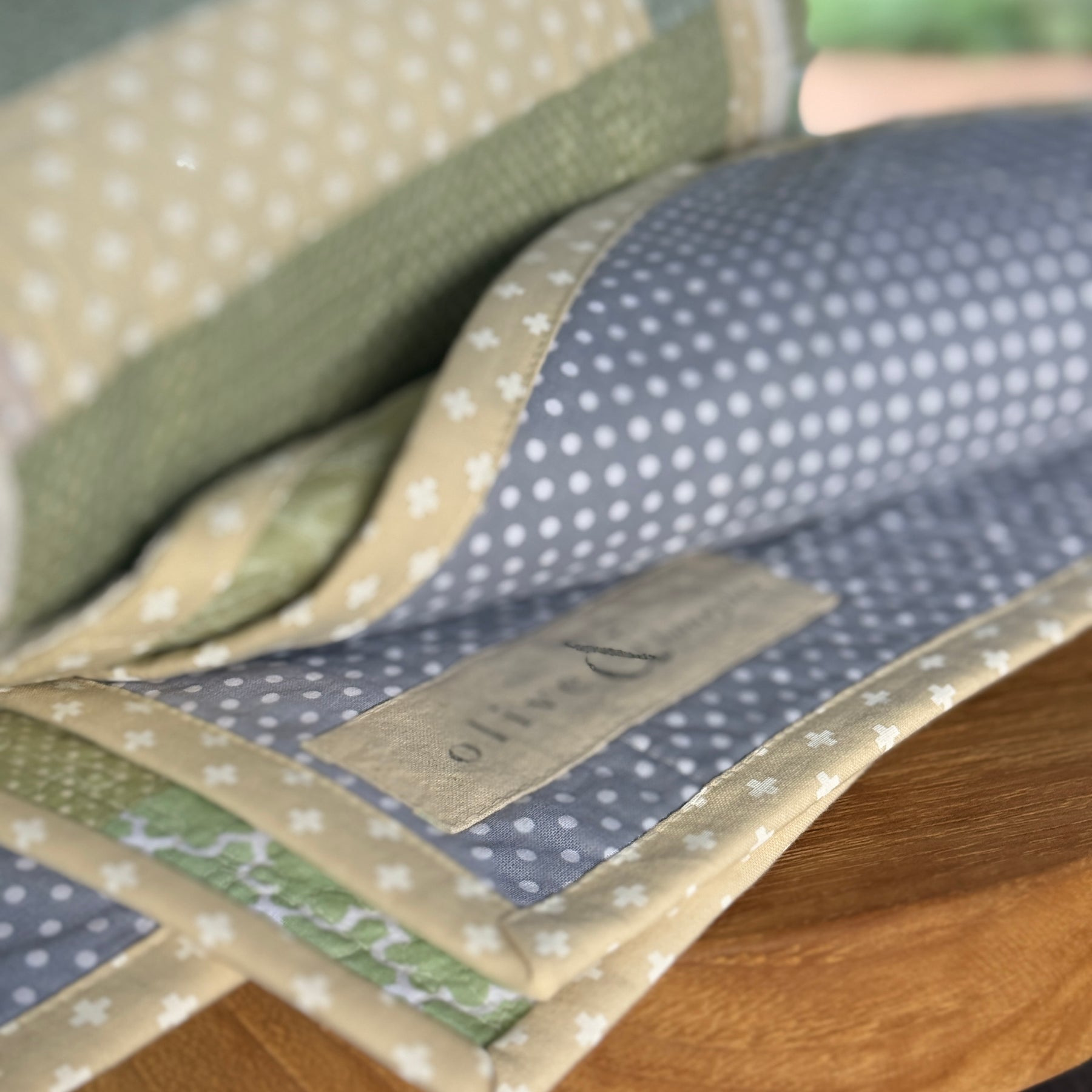 Green Fields decorative lap quilt