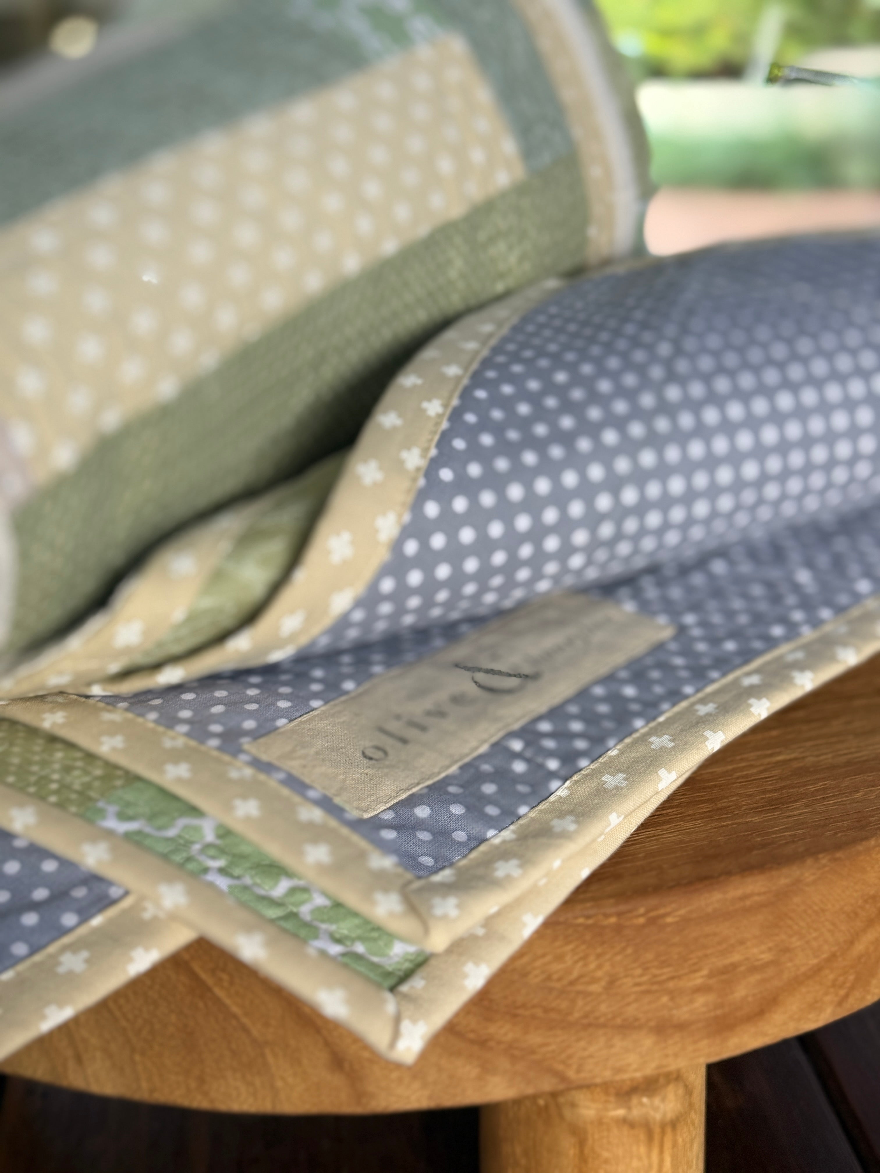 Green Fields decorative lap quilt