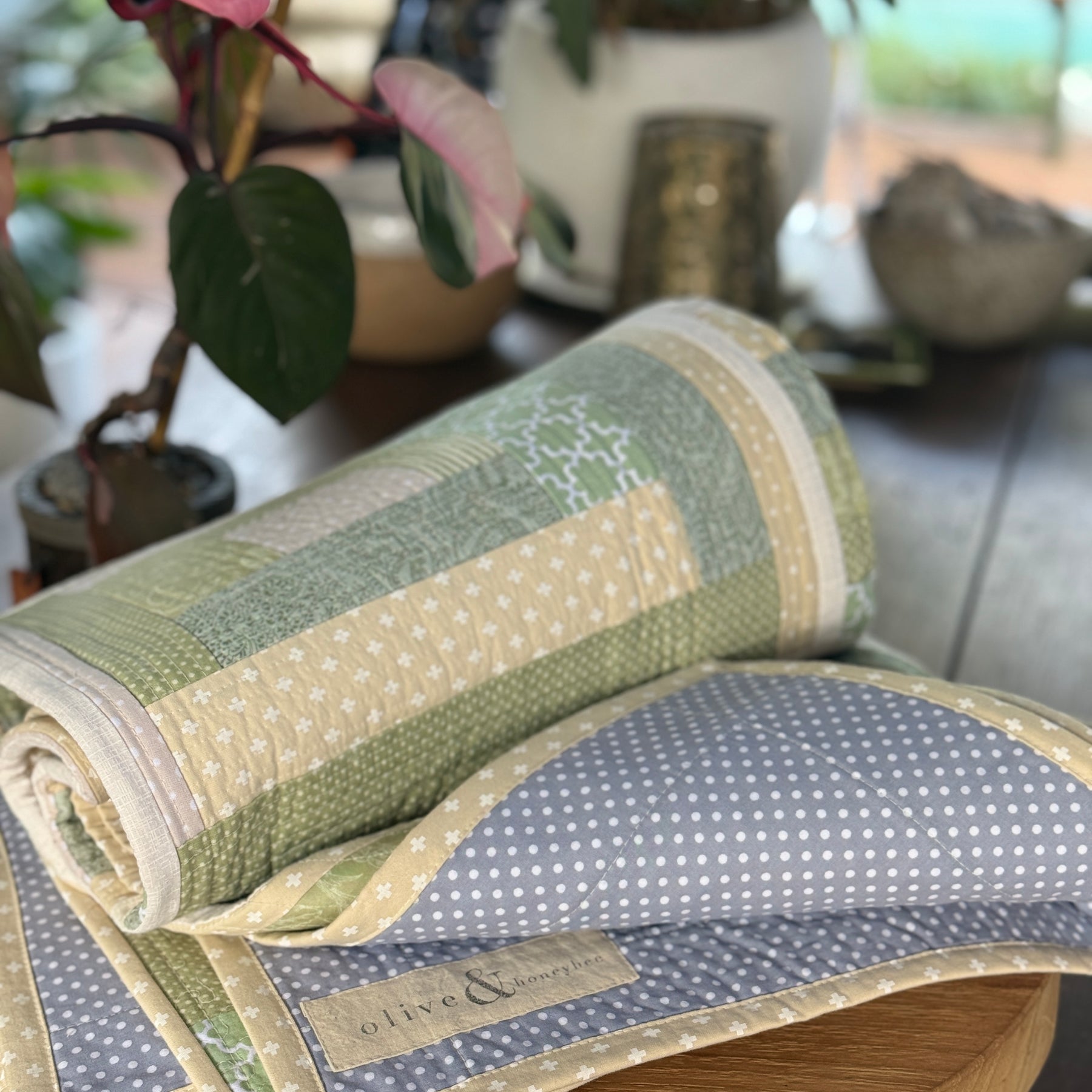 Green Fields decorative lap quilt