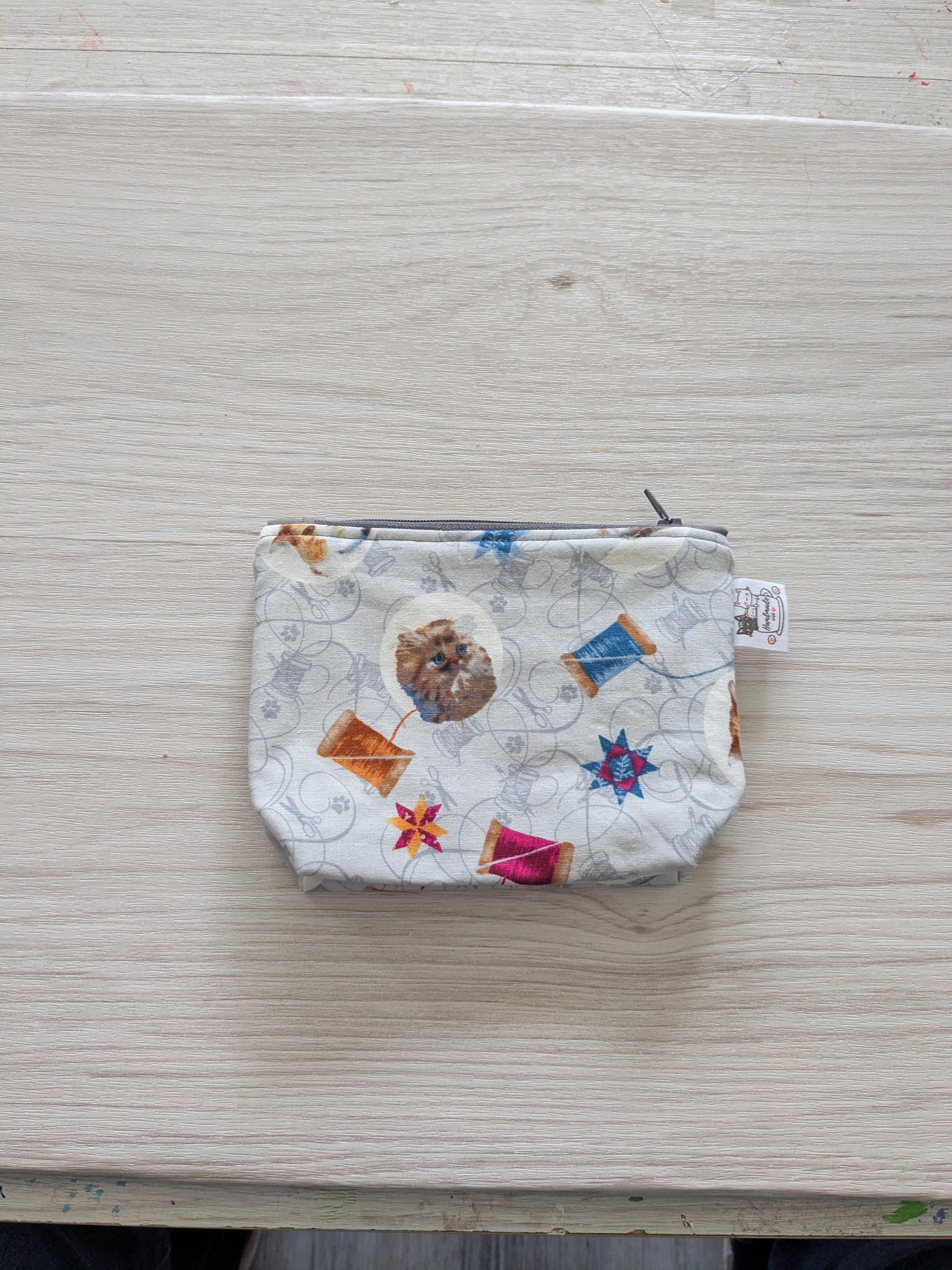 Small pouch
