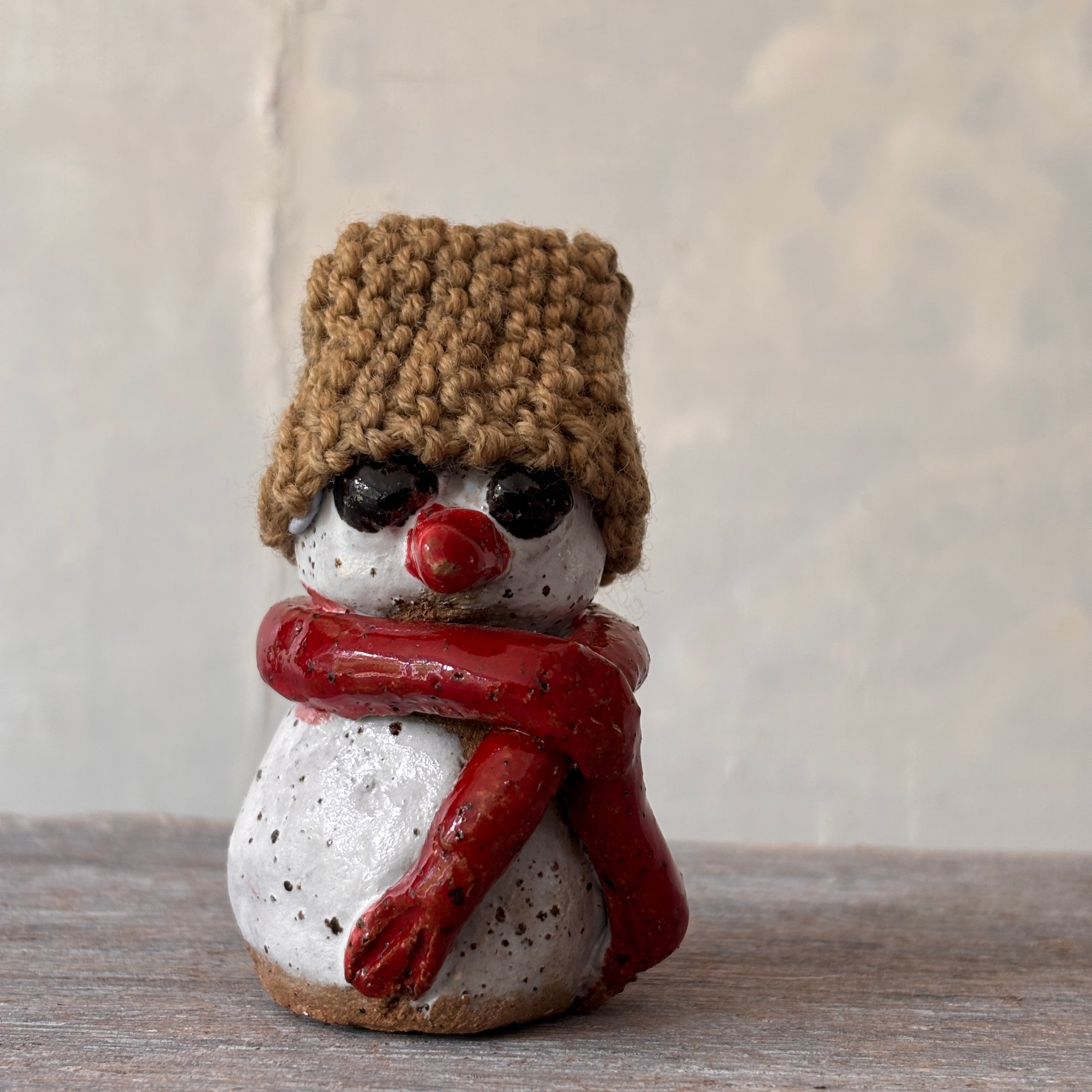 Ceramic Snowman with light-brown hand-knitted hat (26-13)