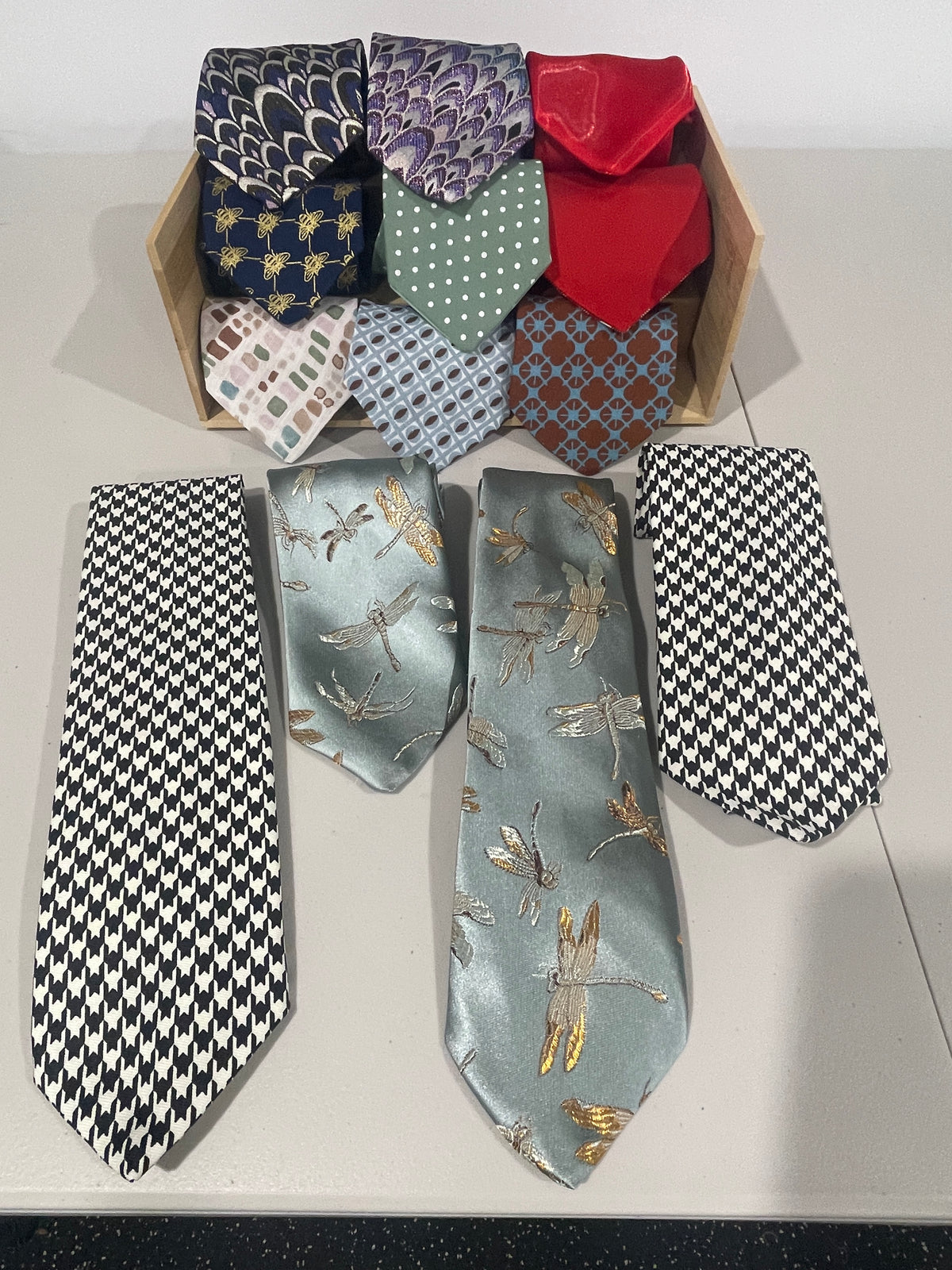 Neck Tie - Houndstooth