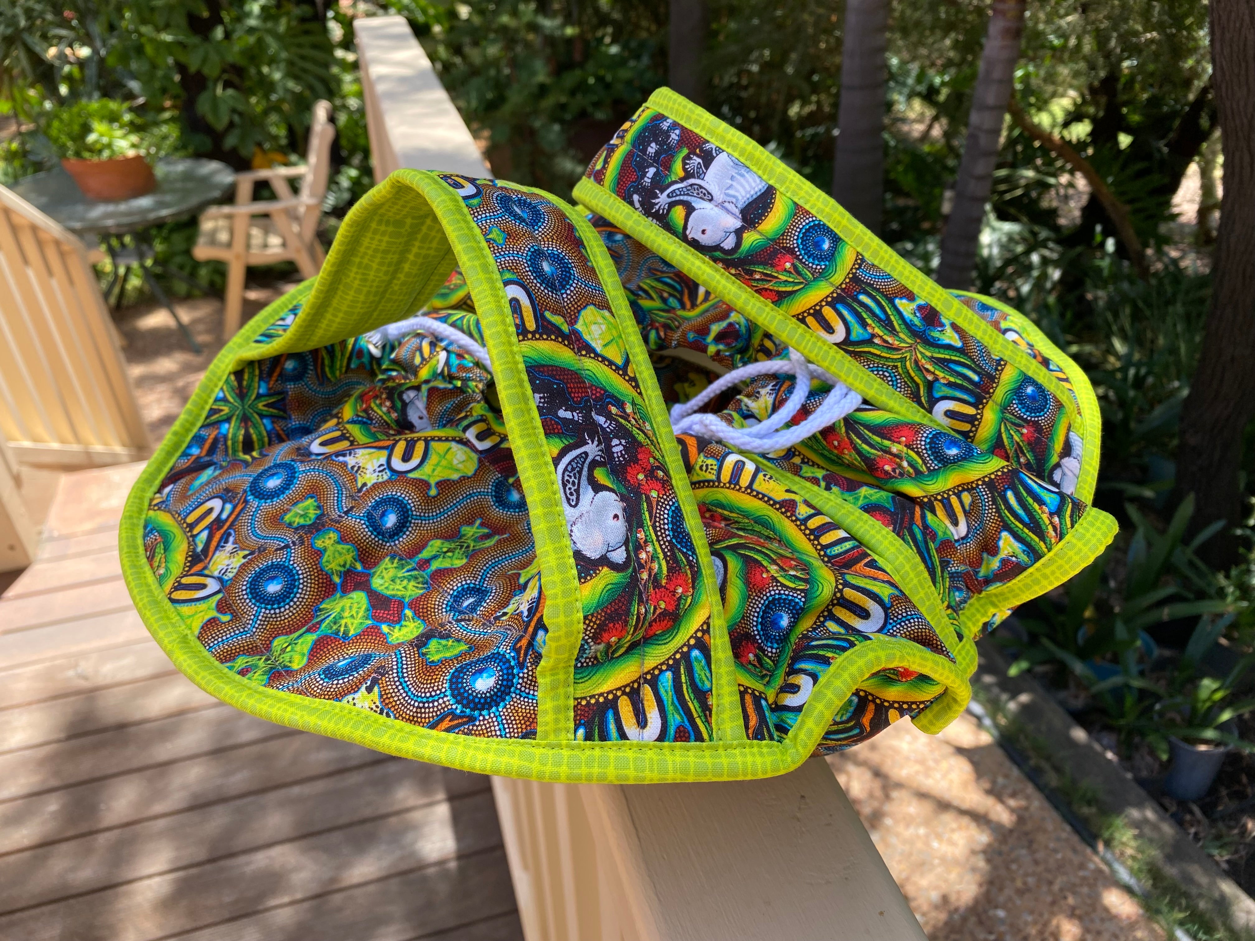 Casserole Carrier Round Asleep all the Time