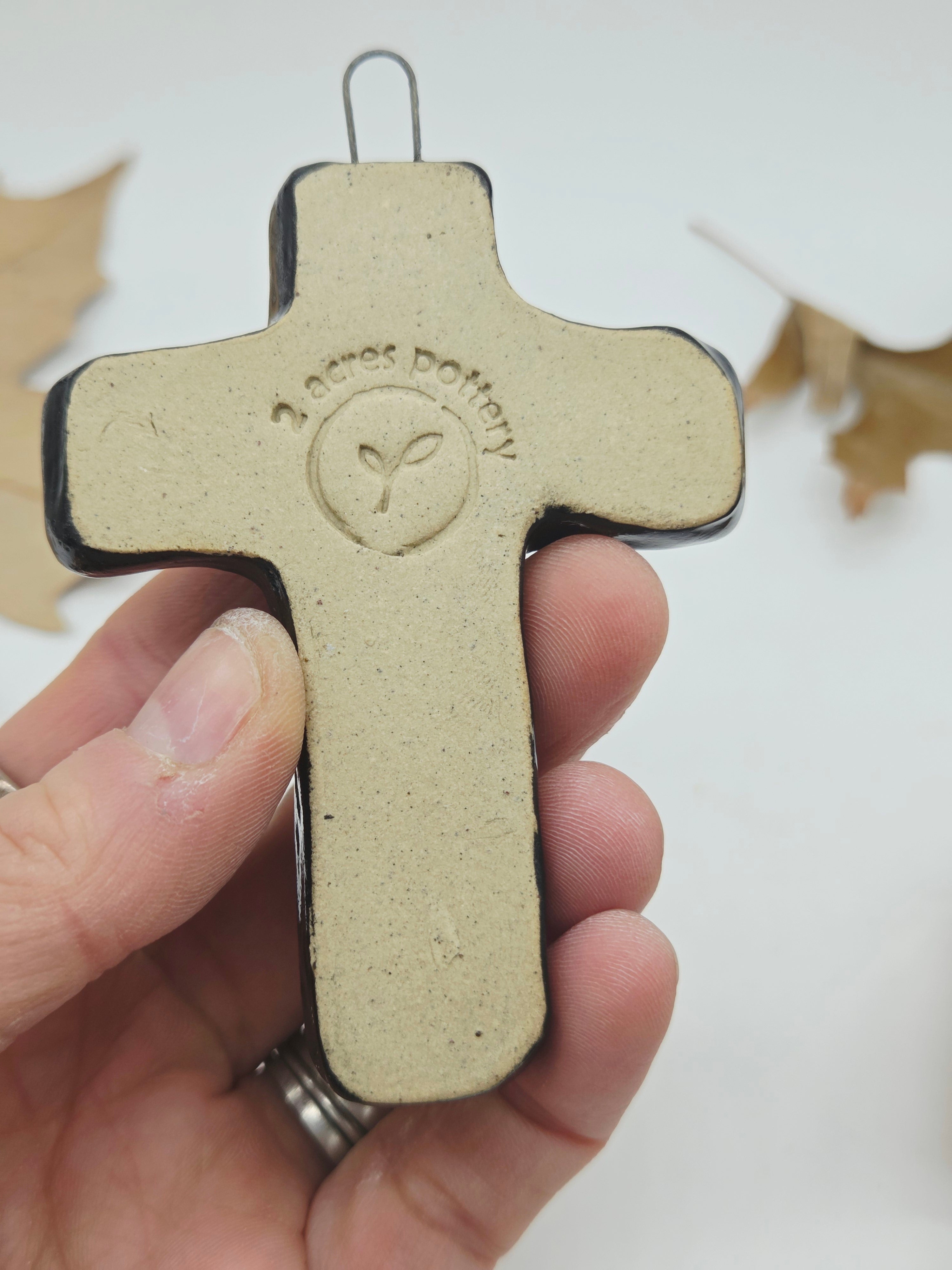 Skull Cross with 22 carat gold detail