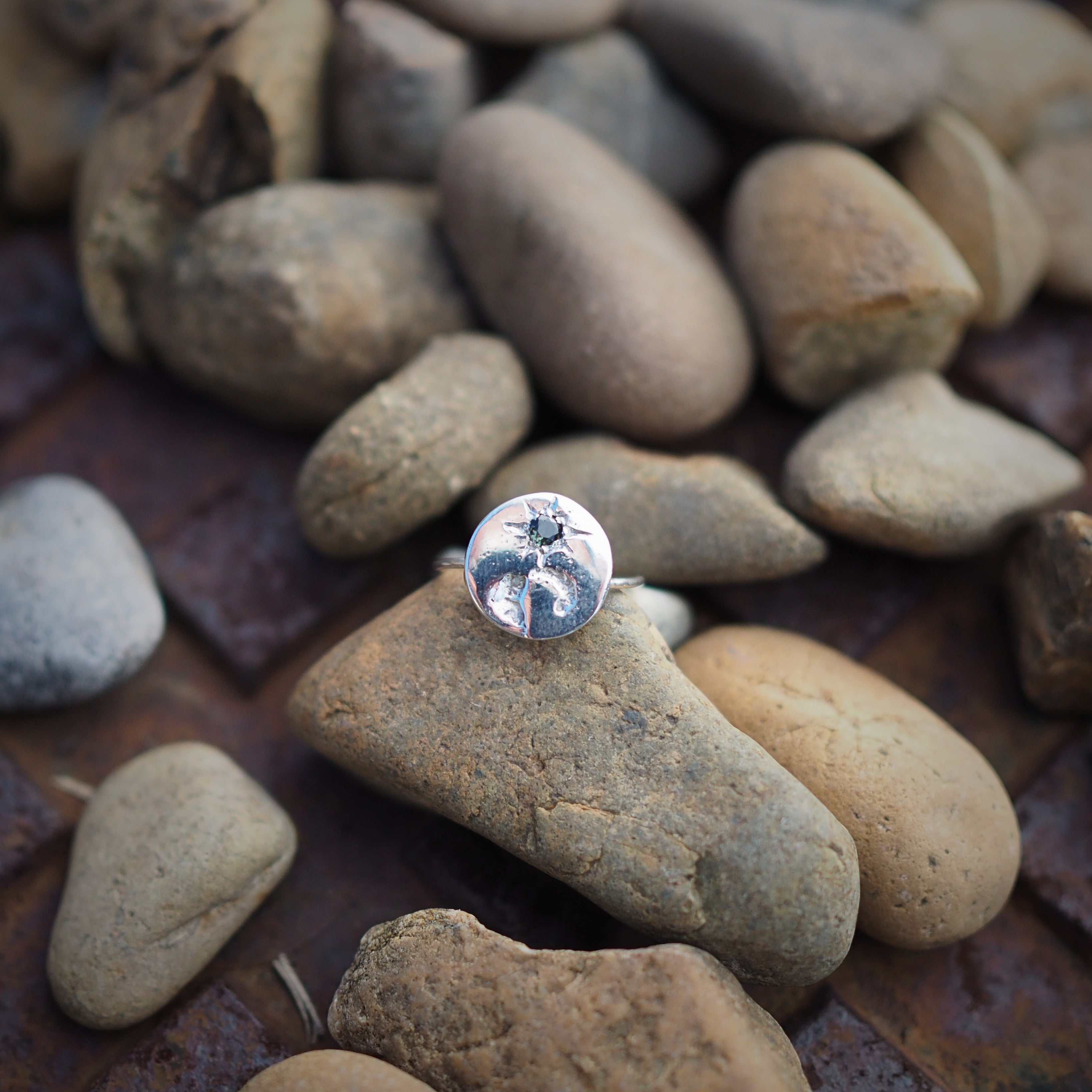 Green Sapphire Sand Cast Ring | Sterling Silver