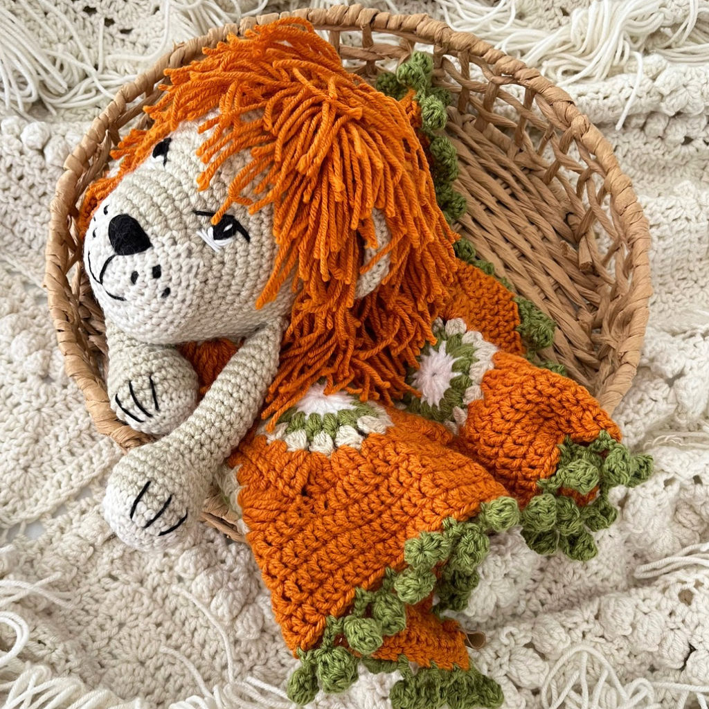 Crochet Lion Snuggle Blanket, Crochet Lion Lovey Blanket