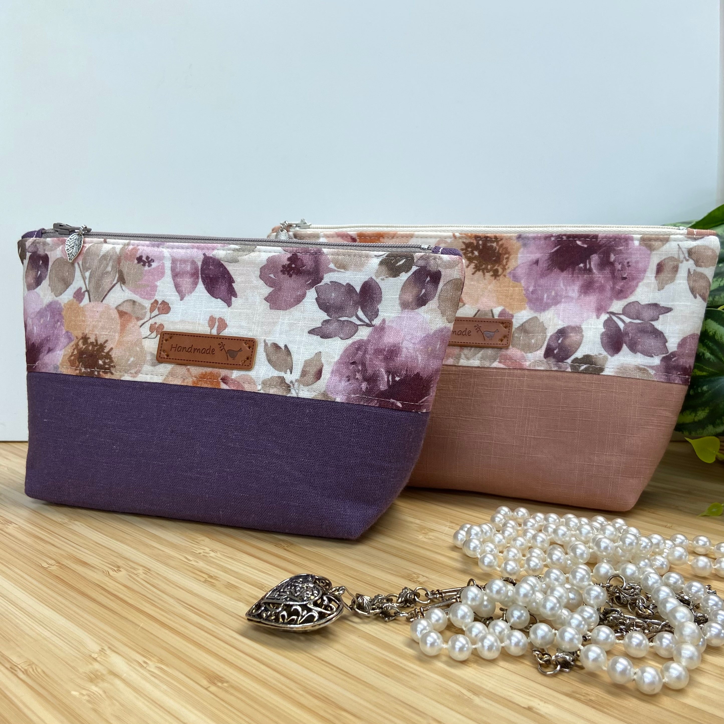 Two-Tone Slub Cotton & Linen Blend Zipper Pouch