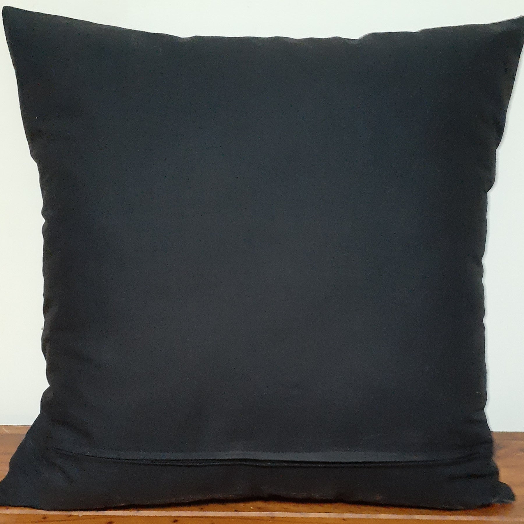 Tiger Lily cushion cover