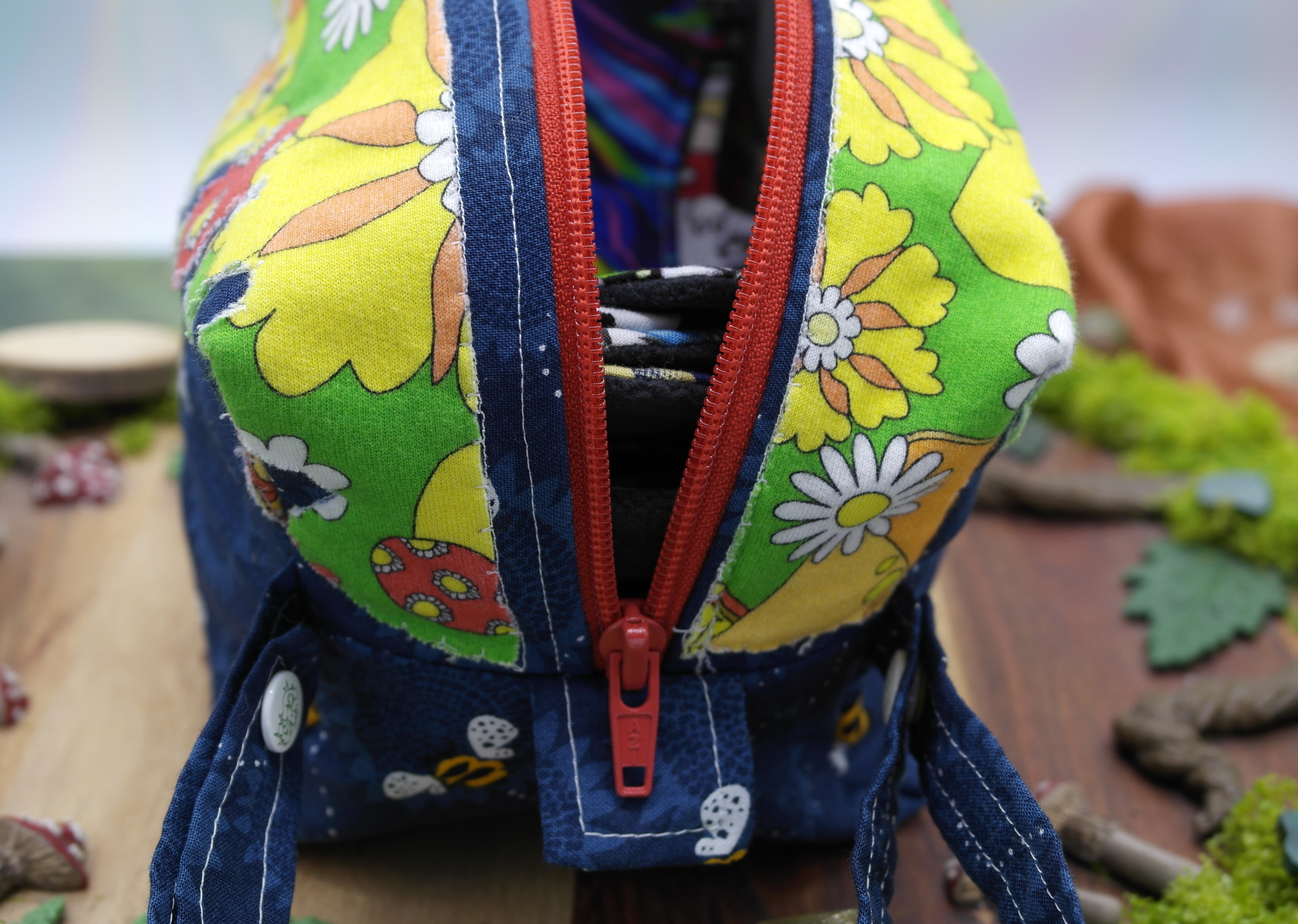 "The Drip" Baby Pod - Honey bees