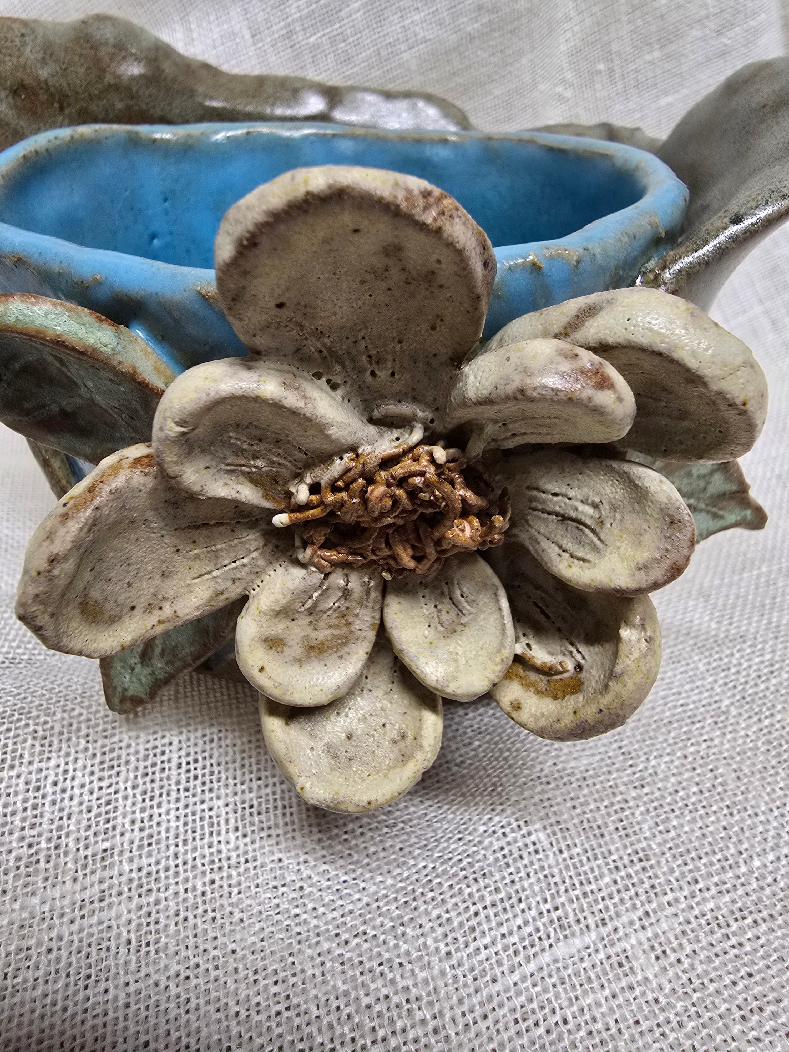 Flower bowl or trinket dish