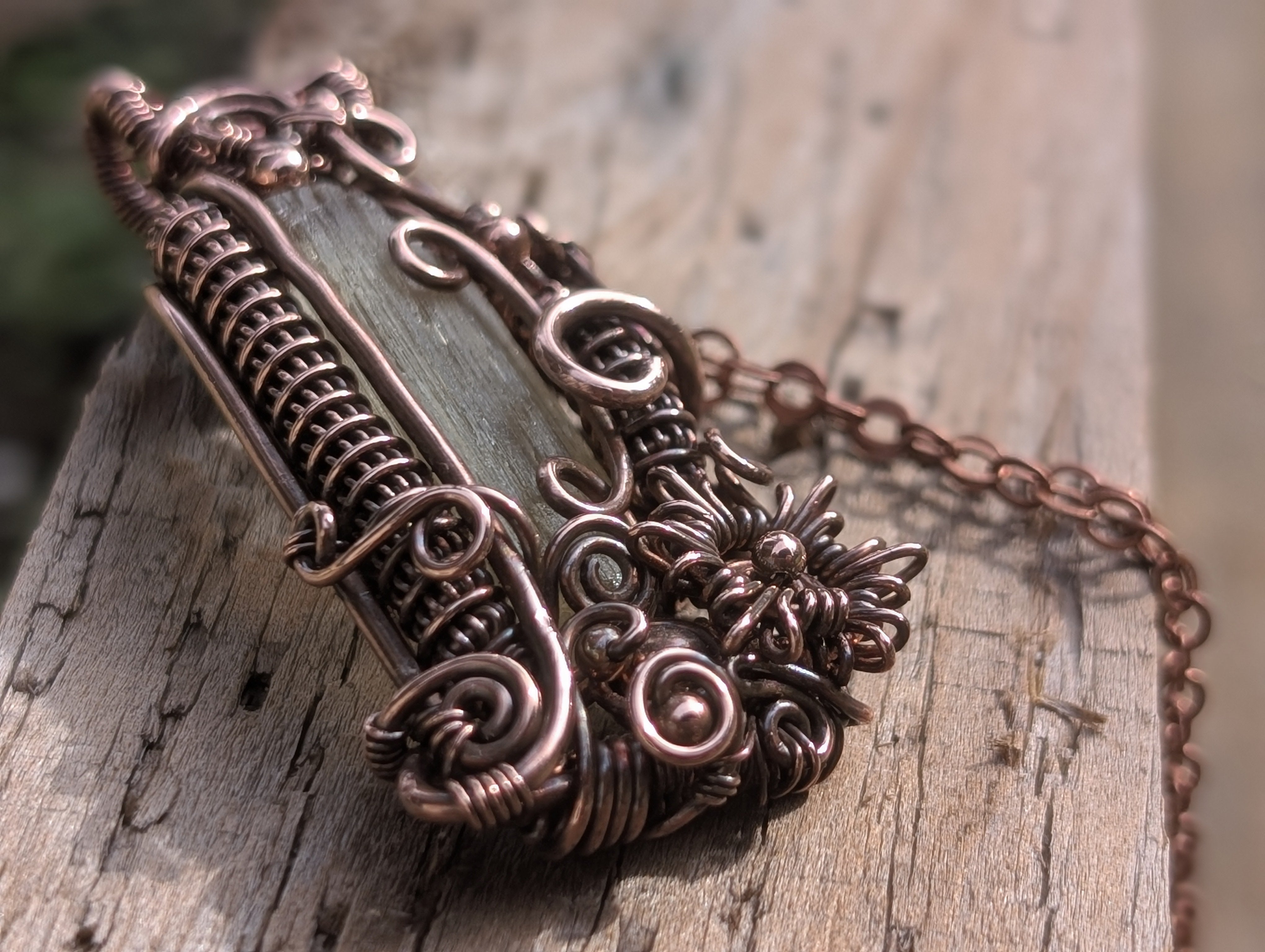 Helios - Heliodor (Golden Beryl) in Copper