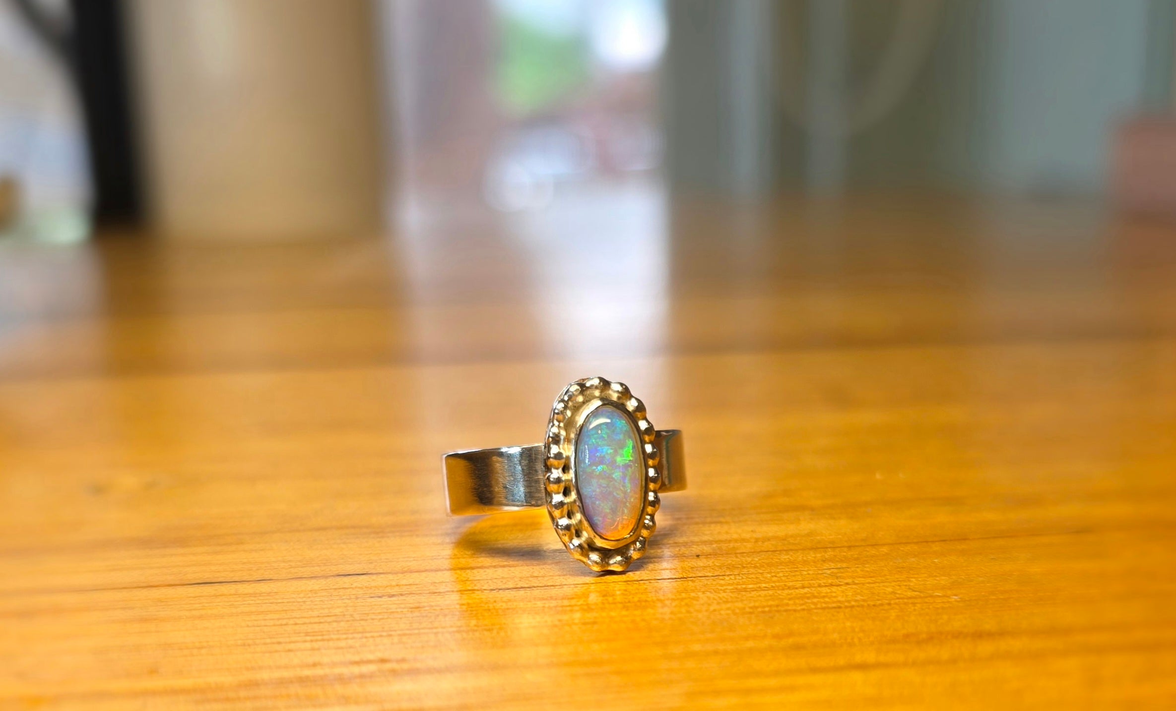 Beautiful Australian opal and Sterling silver ring