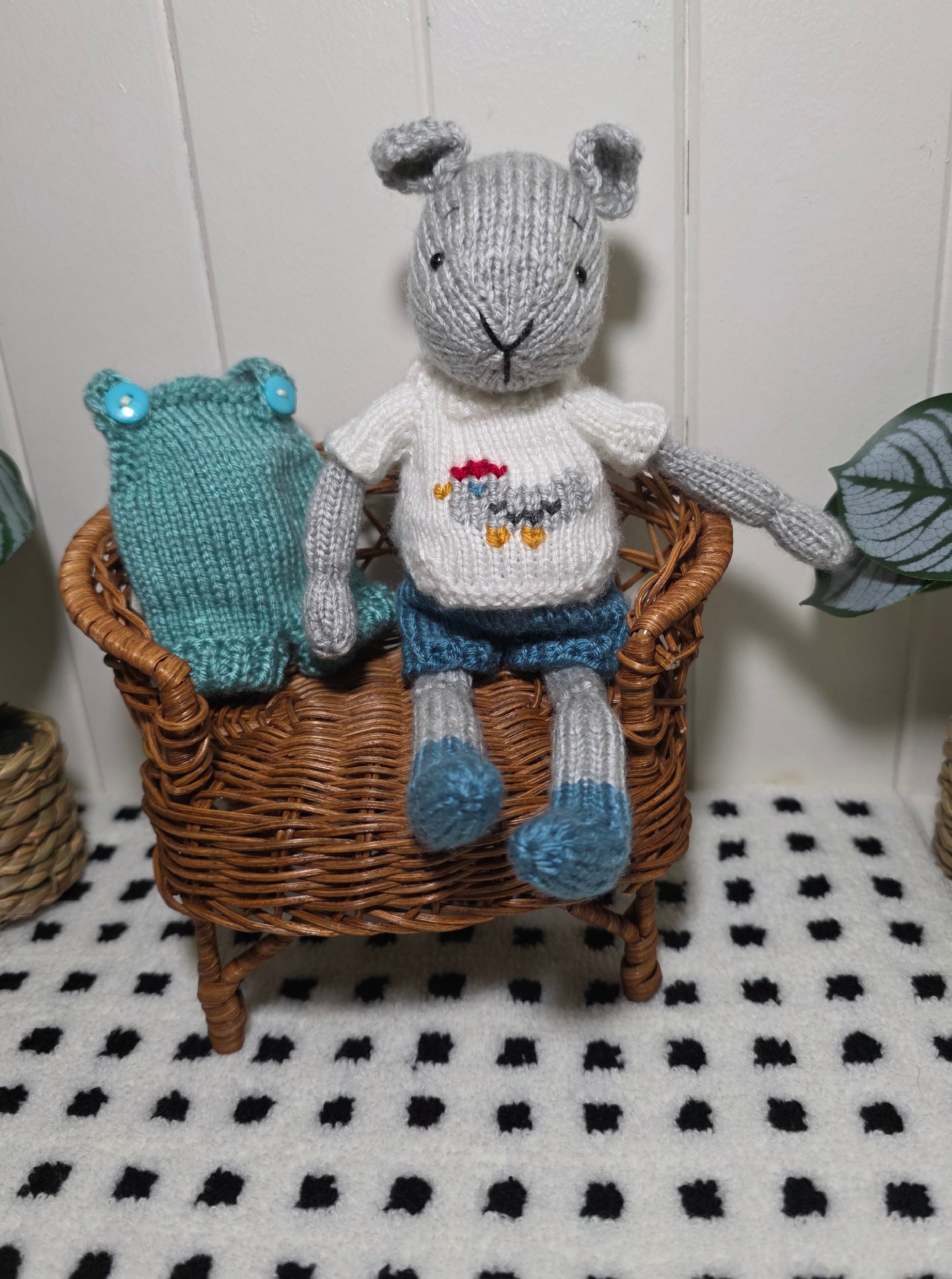 Hand Knitted Rooney the Hare