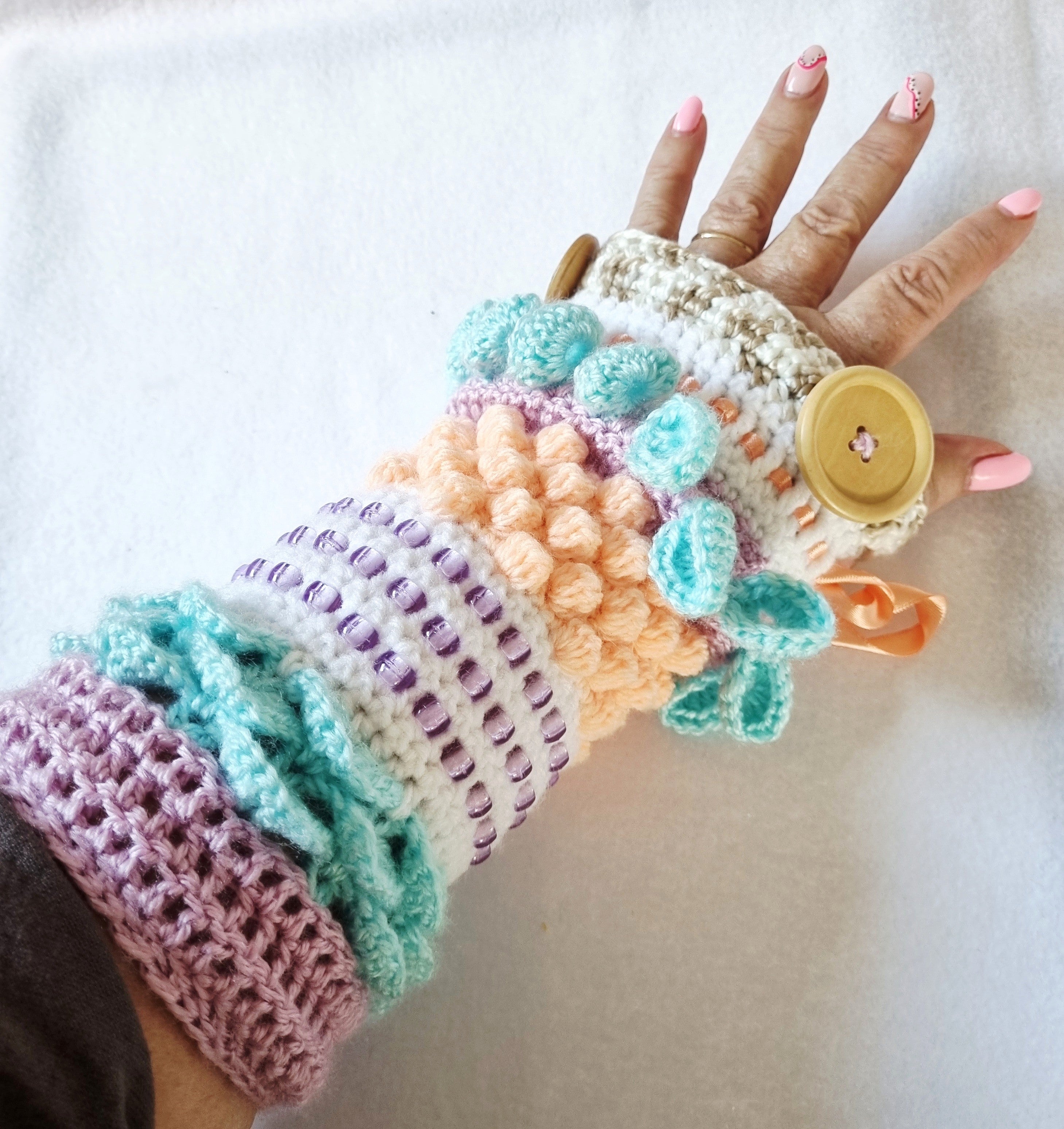 Handmade Crochet Wrist Cuff - Sensory Toy, Anxiety Relief, Alzheimer, Elderly, Educational - 2 colour variations - BB34