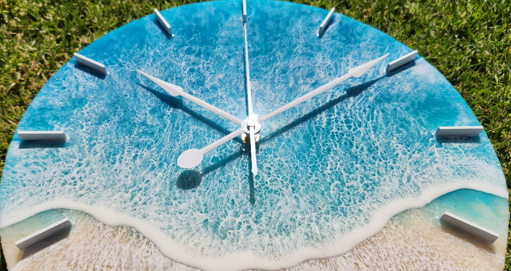 40 cm Beach Turquoise Resin Art Wall Clock