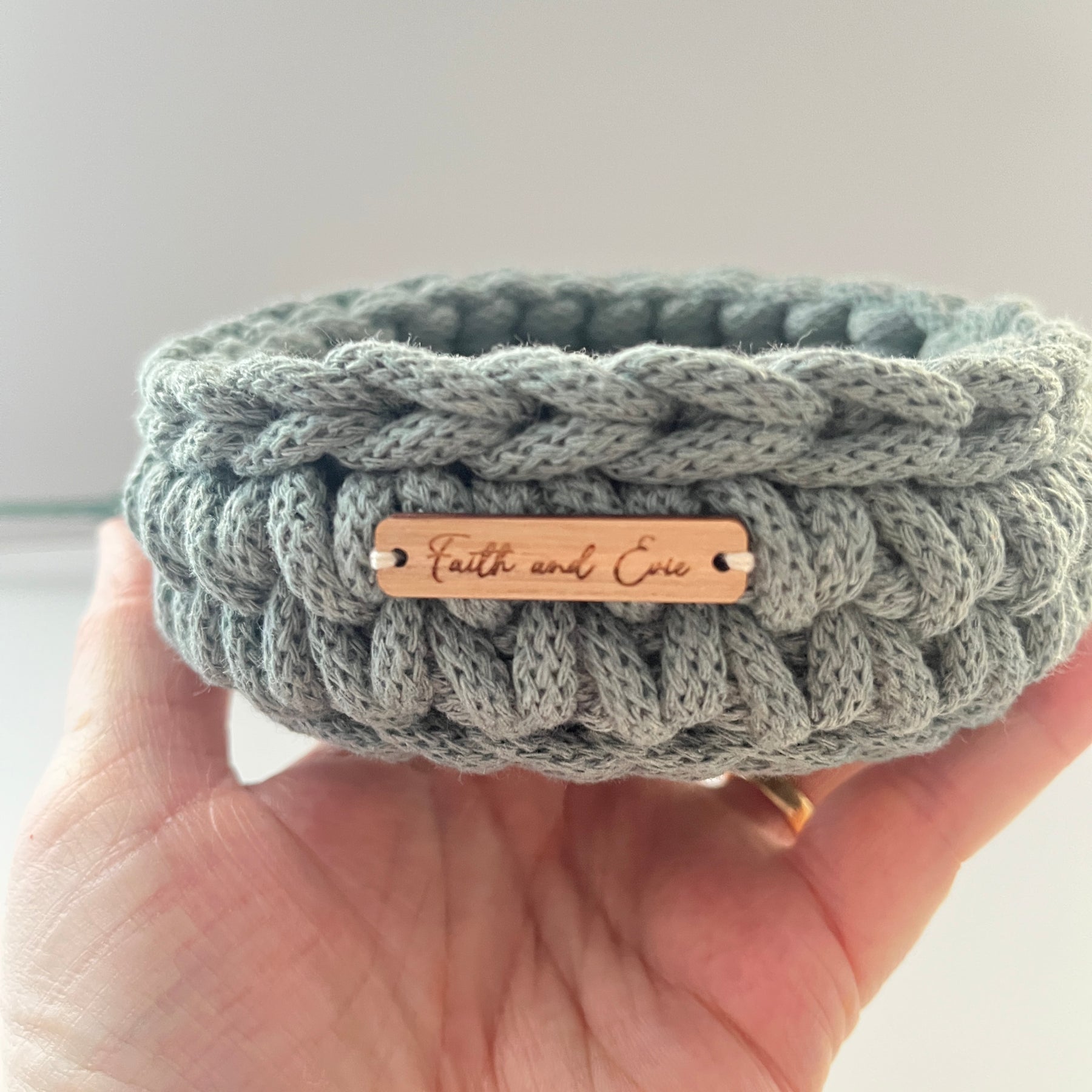 Mini basket - crocheted - colour laurel
