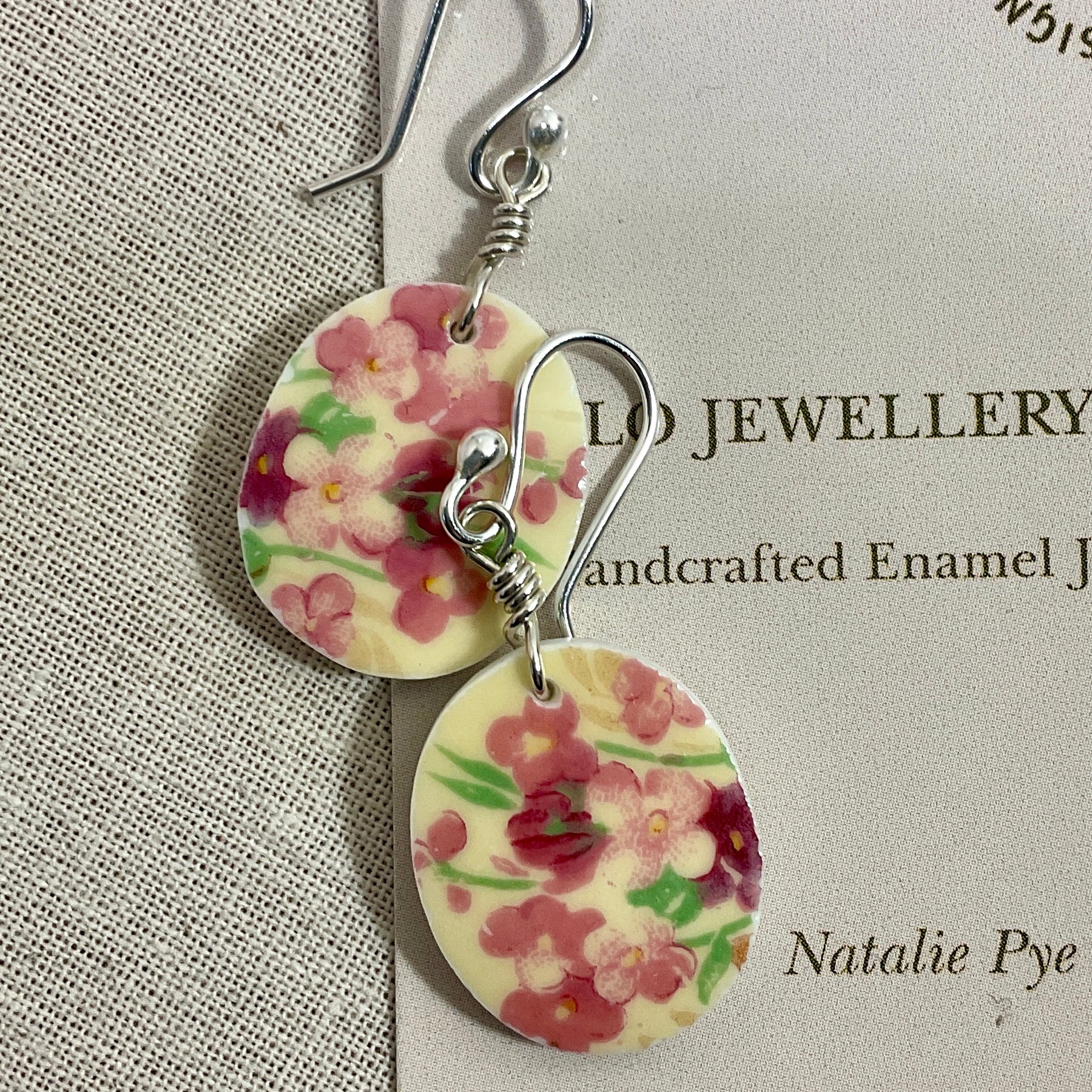 Vintage tea cup earrings. Handmade