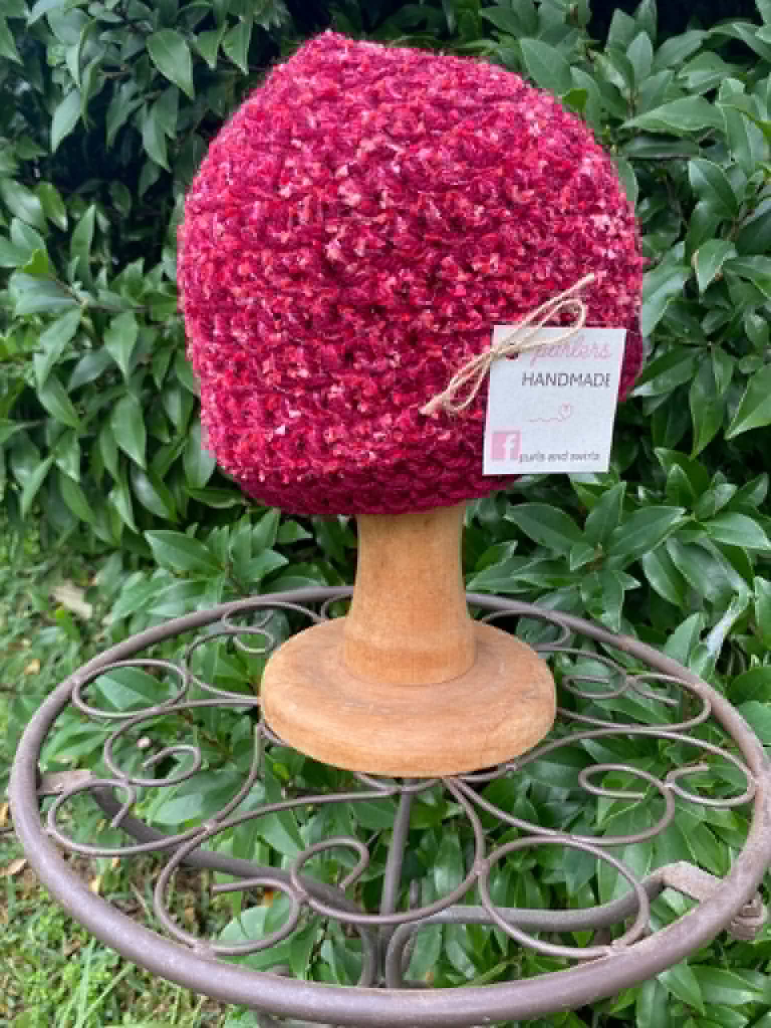 Ladies beanie with subtle sparkle