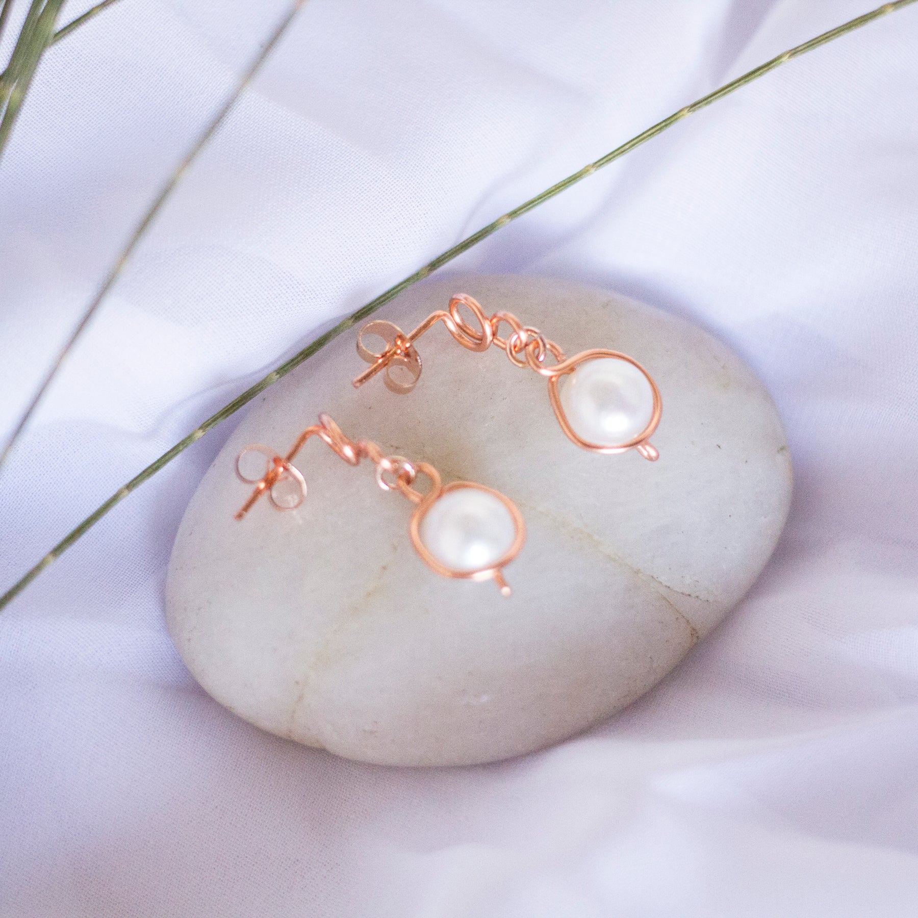 Baroque Pearl Bright Copper Loop Stud Earrings | Rose Gold Coloured