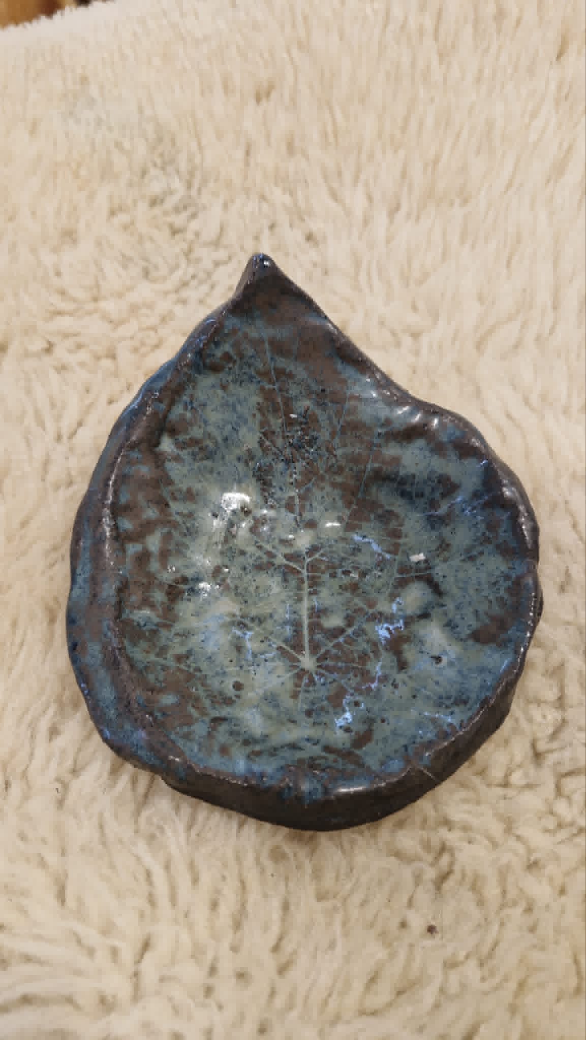 Medium Leaf Trinket Dish