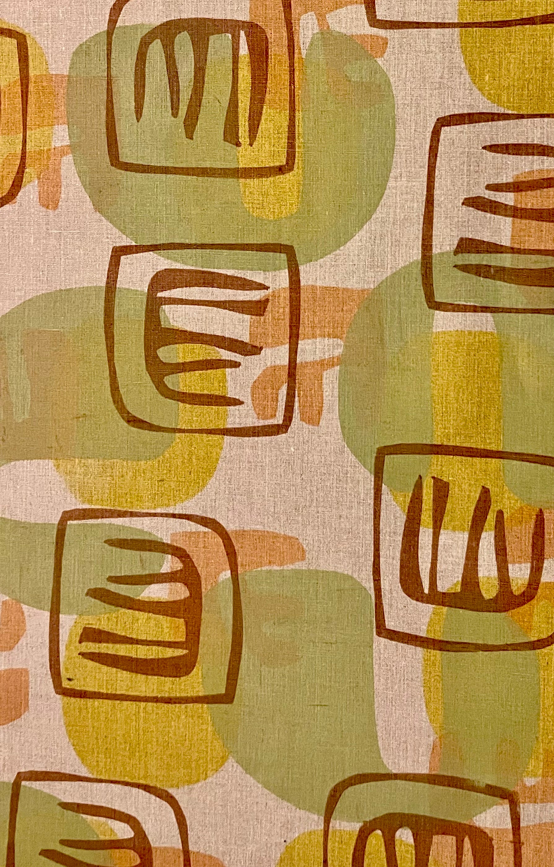 Table runner - bronze on olive motif