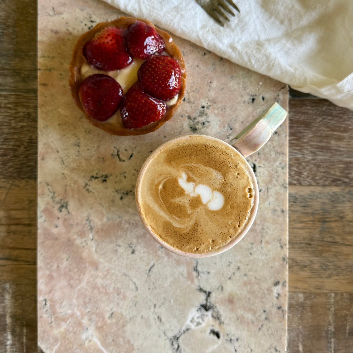 Mi Amore Mug  | Heart Shaped Handle Cup