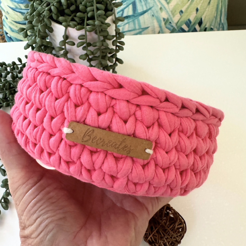 Small-handmade-basket-coral-pink (3)